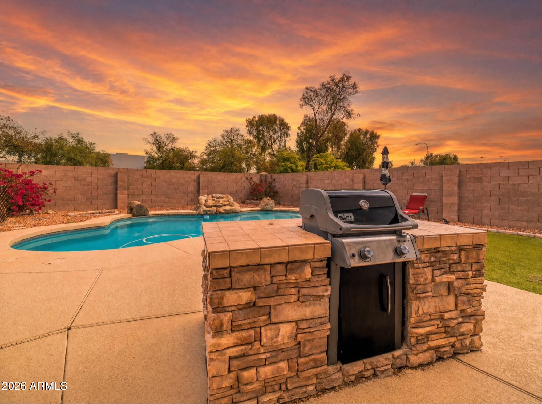 4740 E MOUNTAIN VISTA Drive