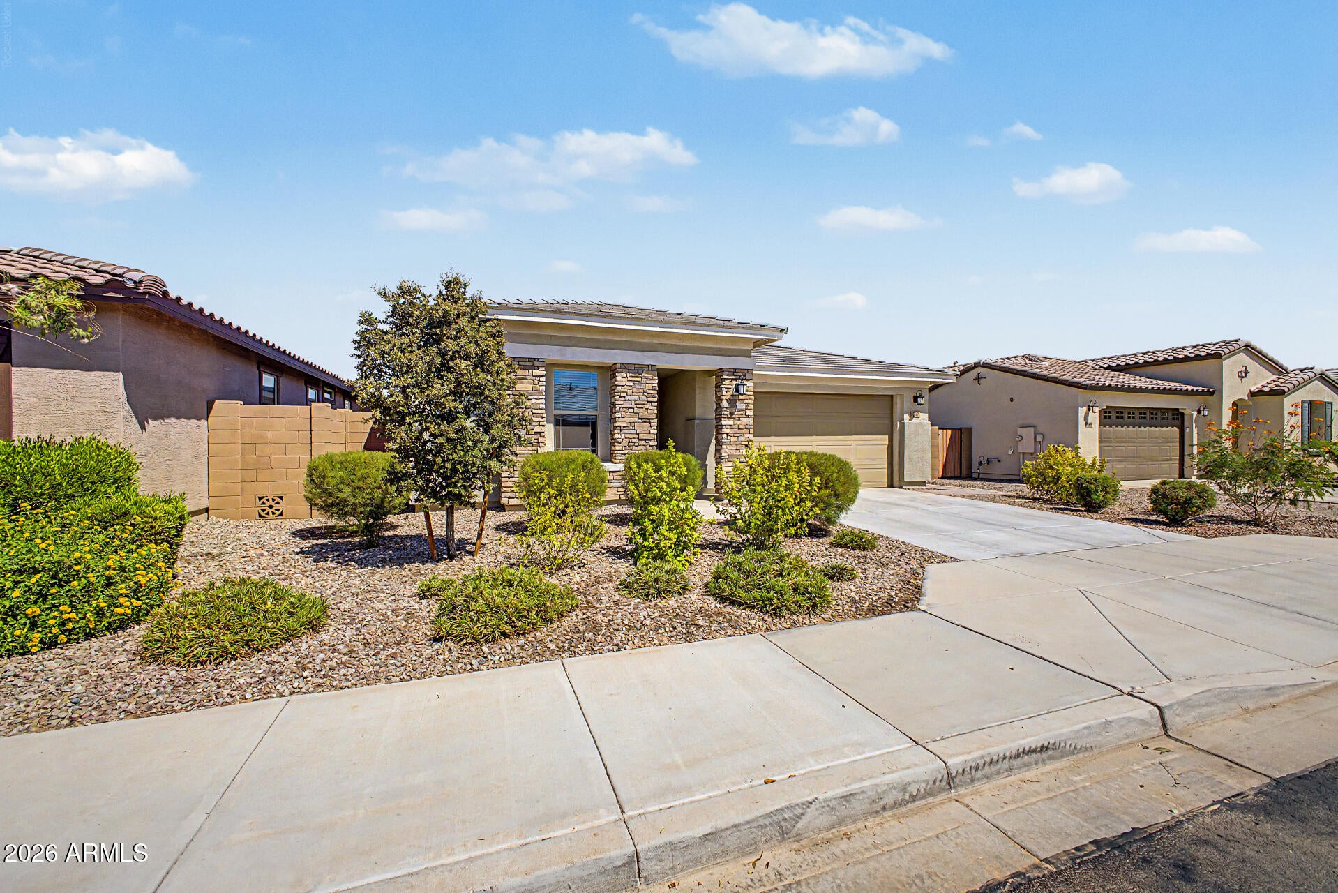 537 S PHEASANT Drive