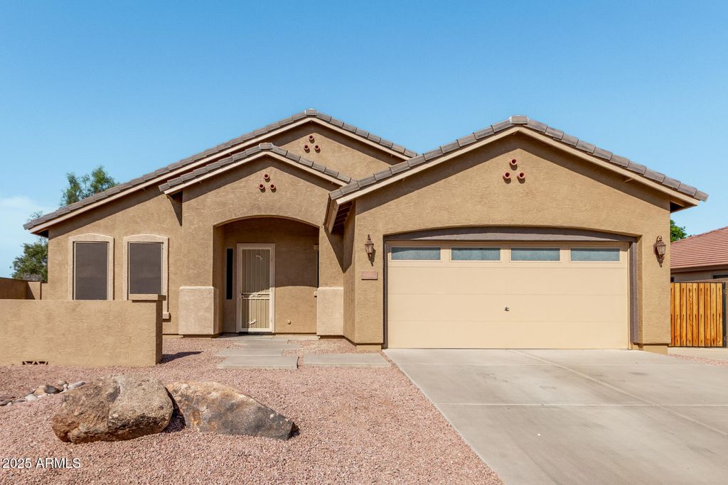 Photo of 3806 E Packard Drive, Gilbert, AZ 85297 (MLS # 6992682)