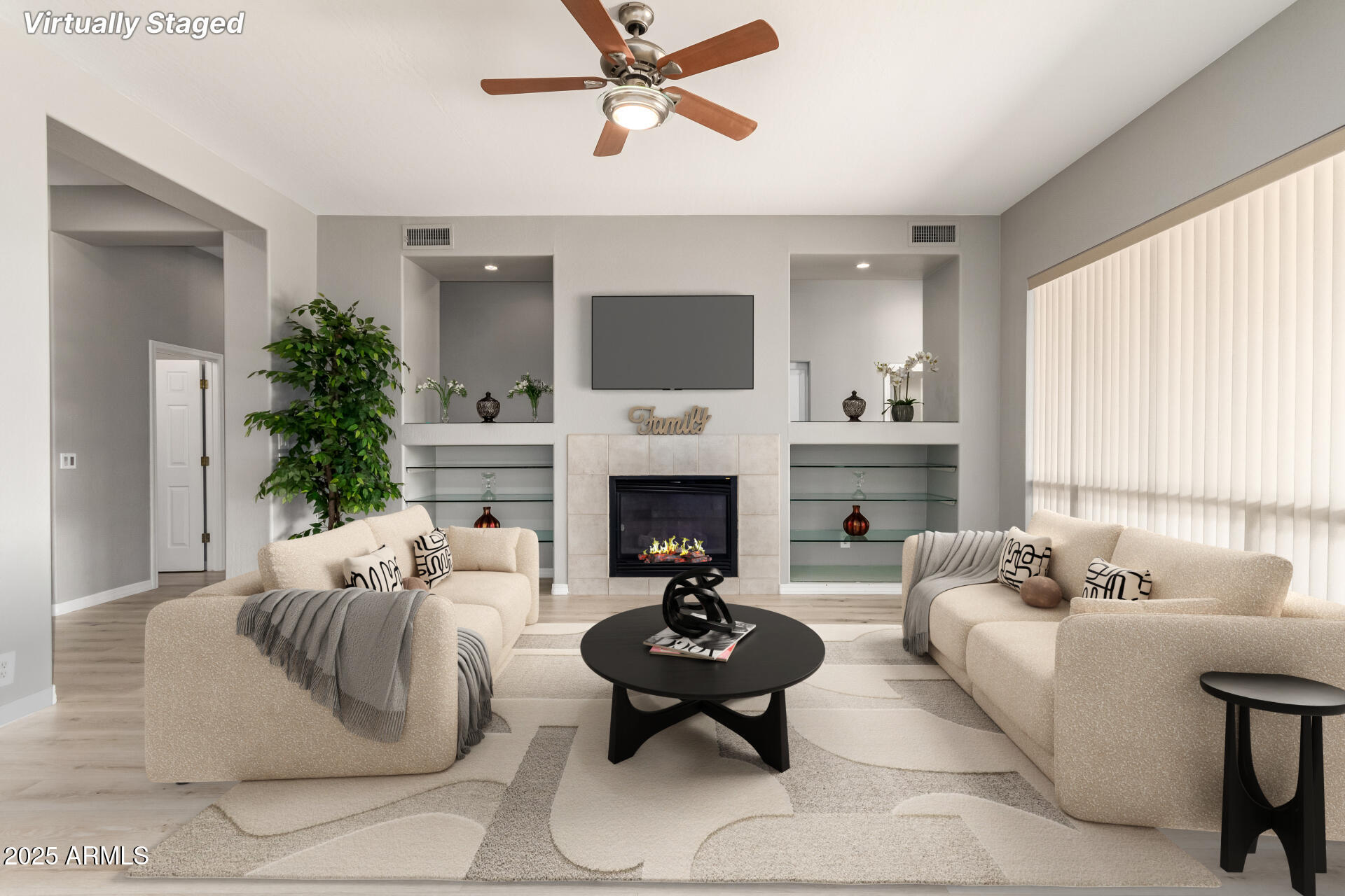 1515 N LOS ALAMOS Circle