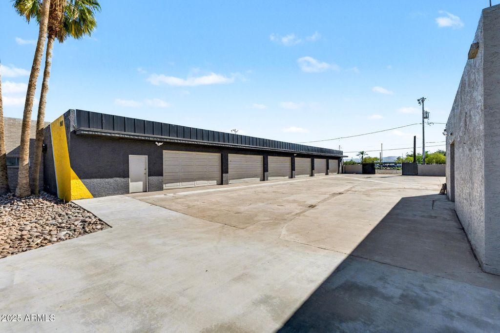 Photo of 14171421 E Washington Street, Phoenix, AZ 85034 (MLS # 6936158)