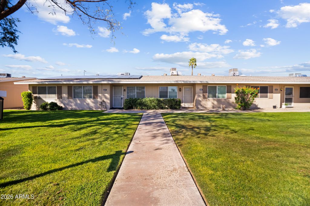 Photo of 11120 W Desert Butte Drive, Sun City, AZ 85351 (MLS # 6987391)