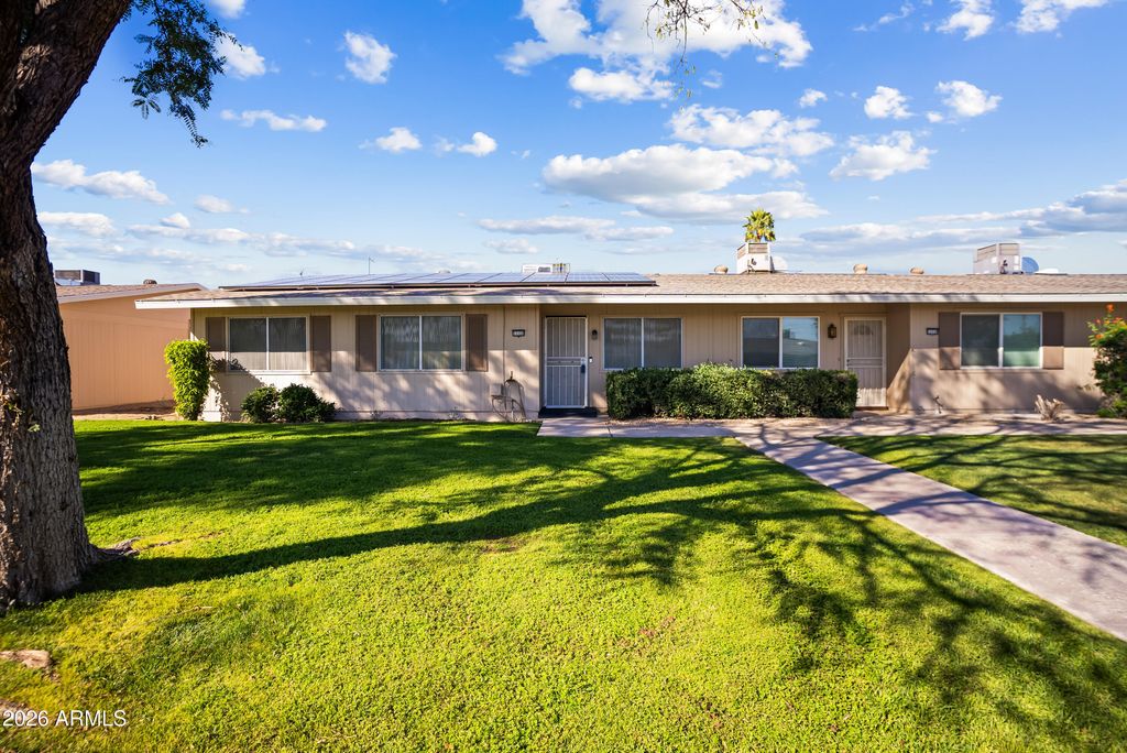 Photo of 11120 W Desert Butte Drive, Sun City, AZ 85351 (MLS # 6987391)