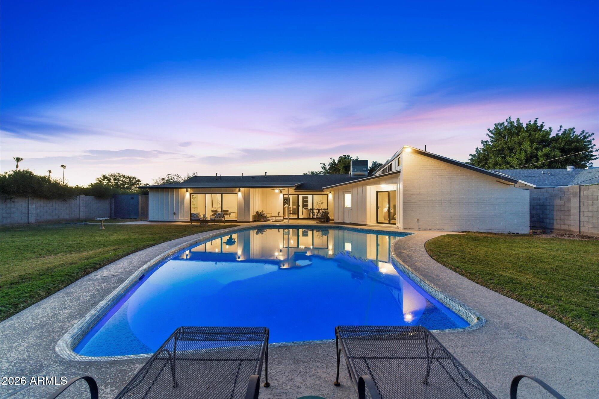WINDSOR PARK - Residential