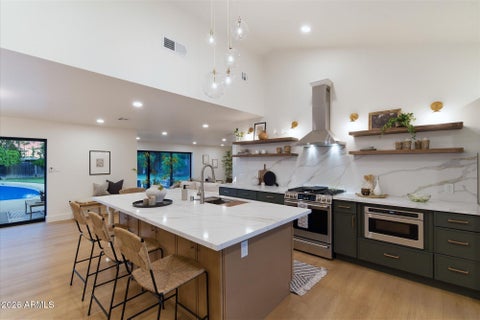 Photo of 325 W Loma Lane, Phoenix, AZ 85021 (MLS # 7006295)