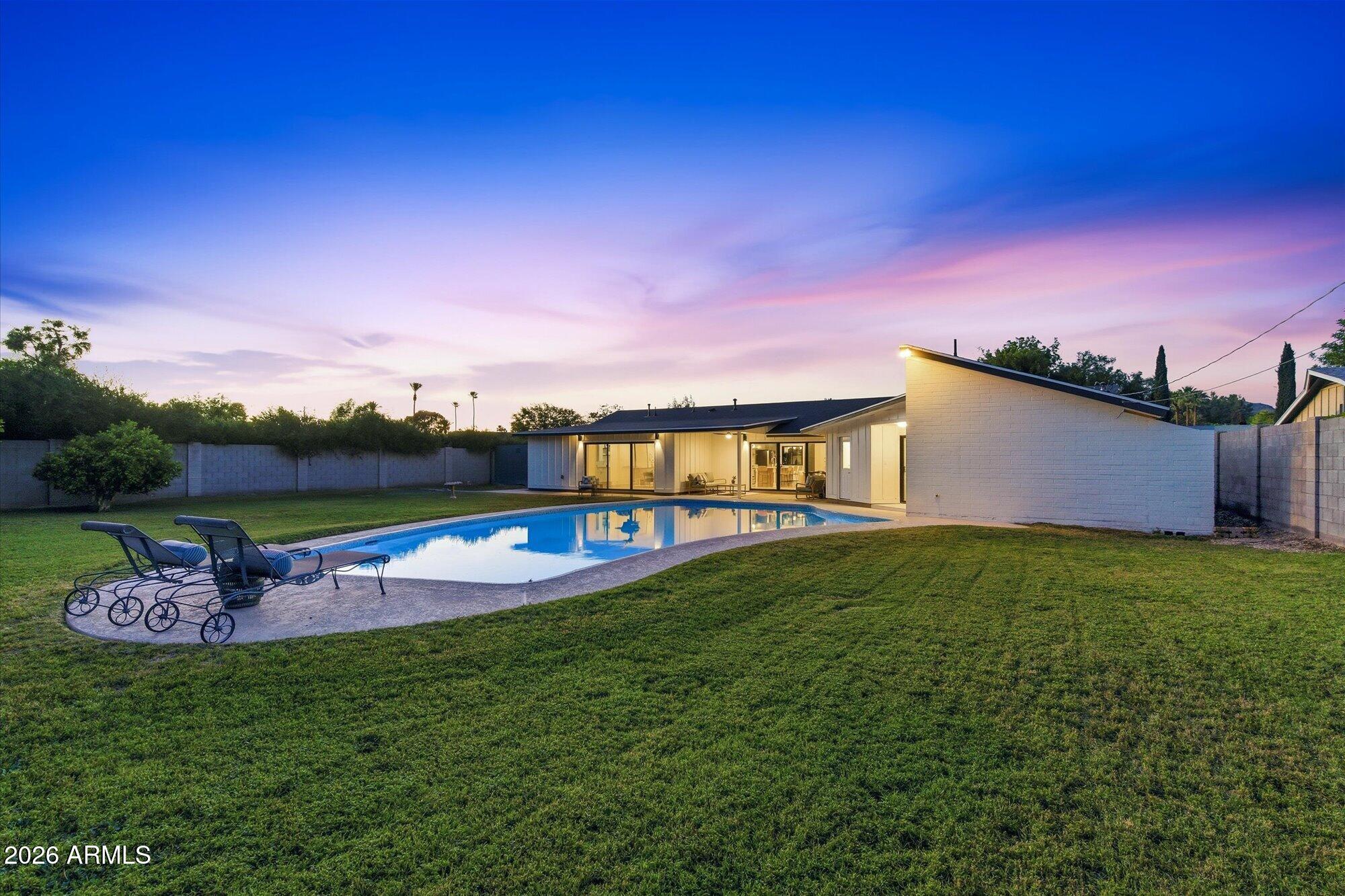 WINDSOR PARK - Residential