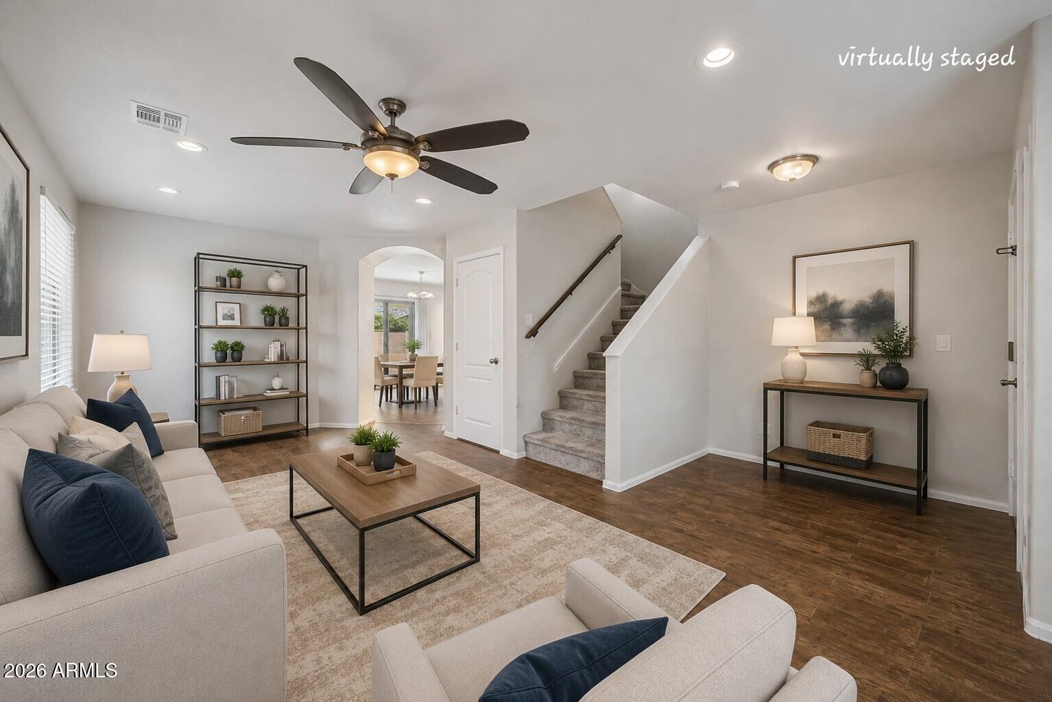 1610 W SAN TAN HILLS Drive