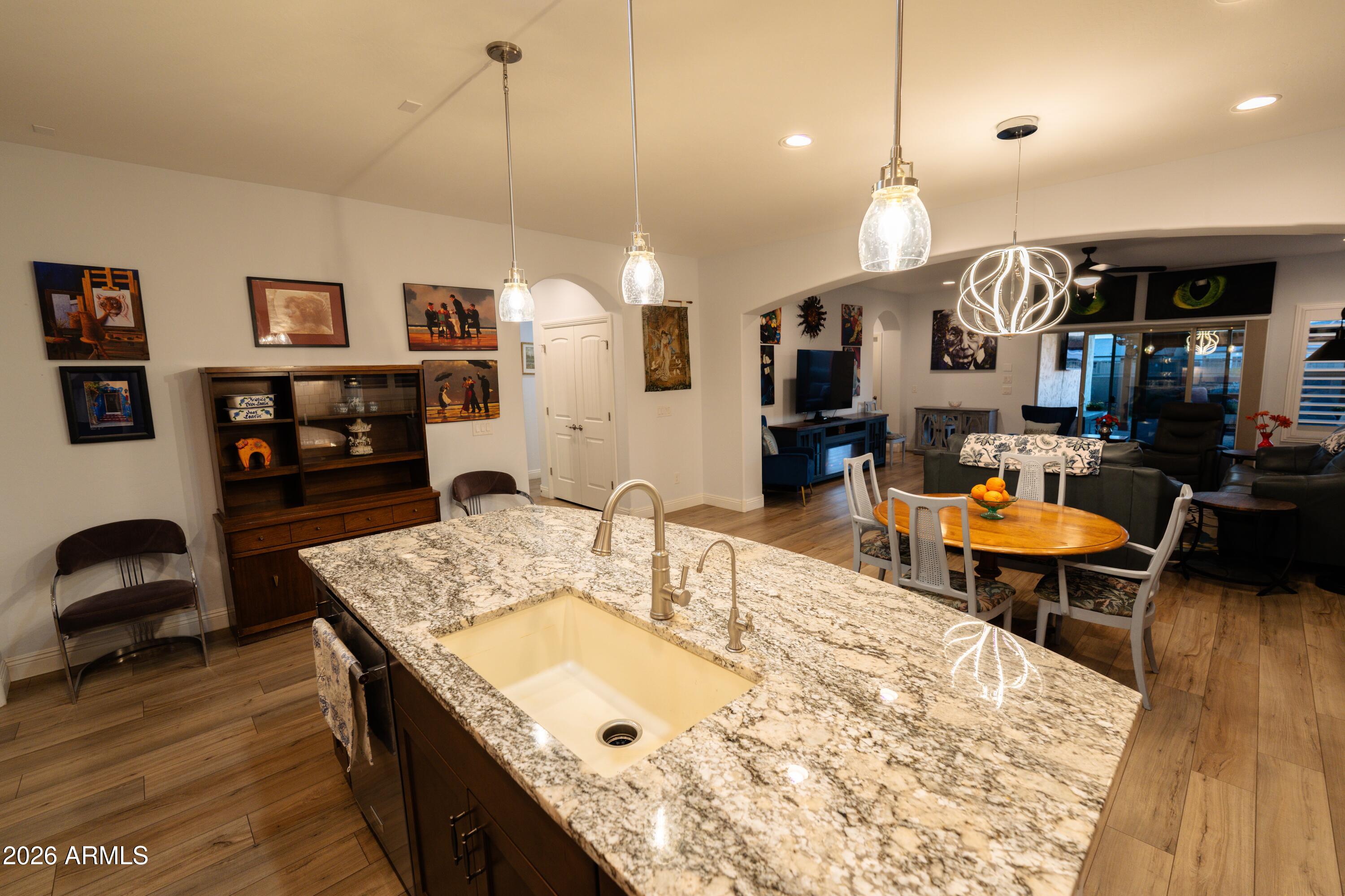 6359 W PLEASANT OAK Court