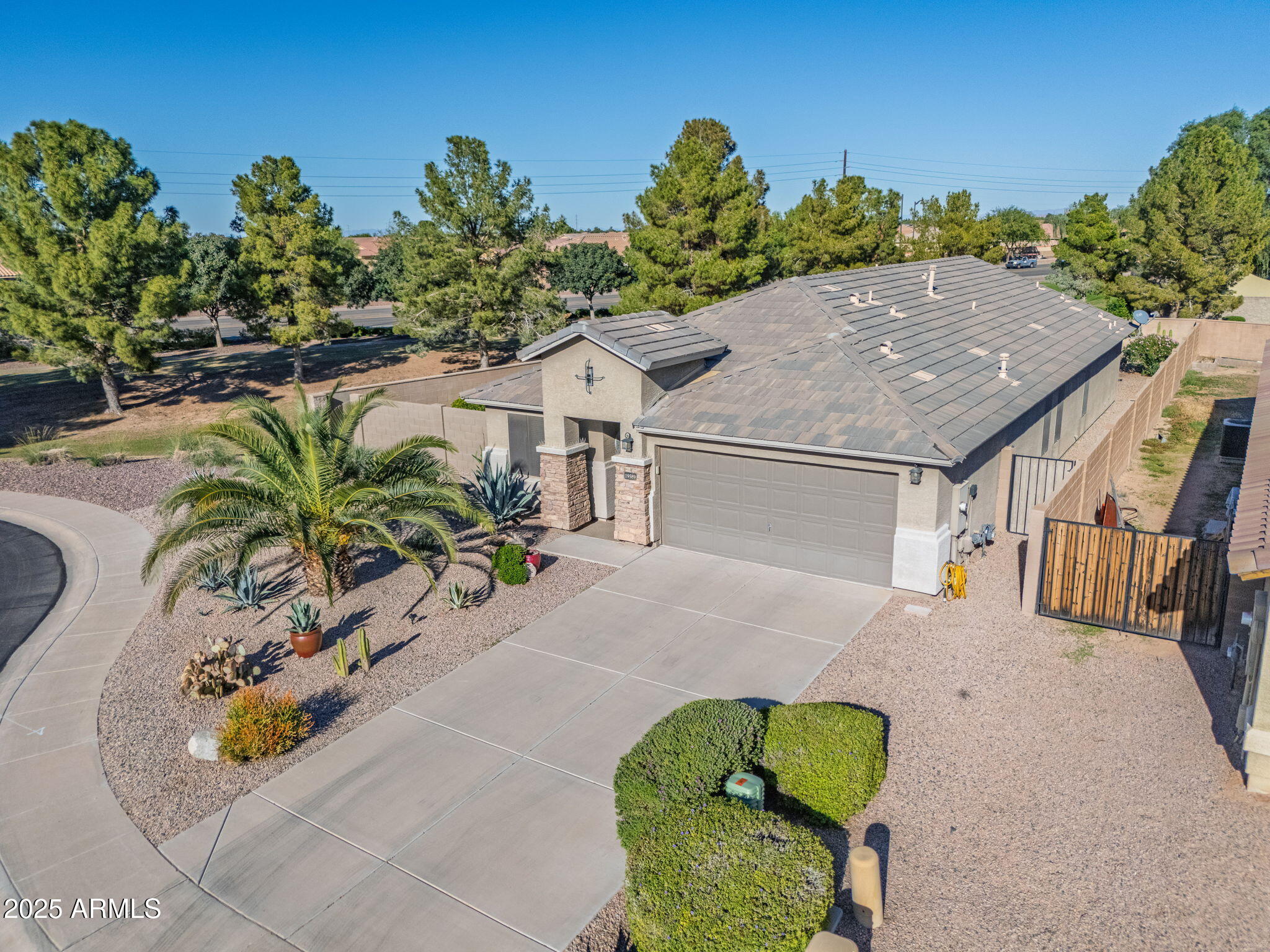 19589 N PORTAROSA Court