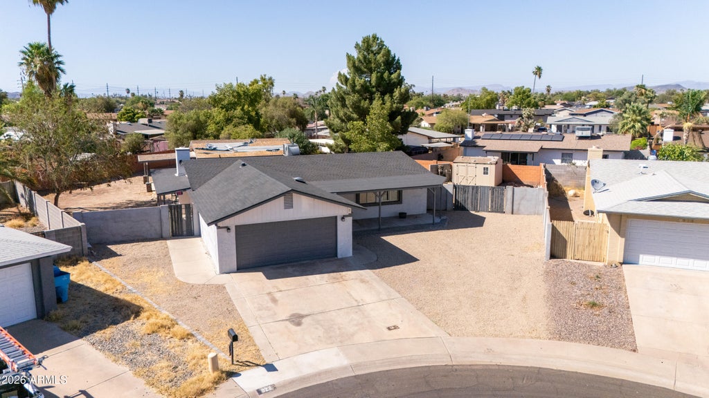 Photo of 922 W Angela Drive, Phoenix, AZ 85023 (MLS # 7055970)