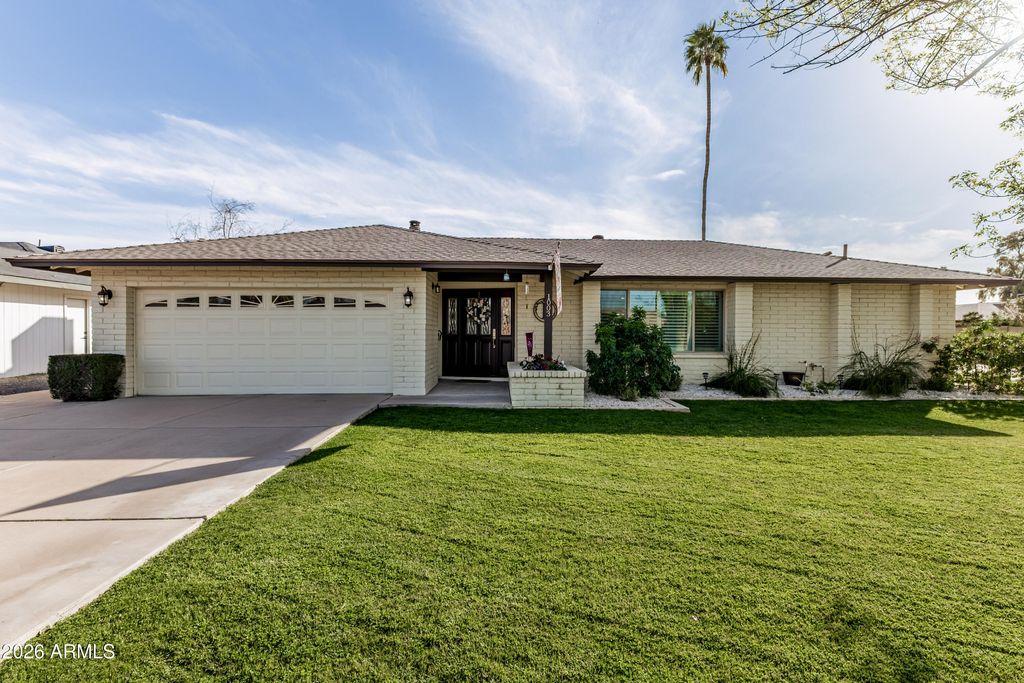 Photo of 1003 E Watson Drive, Tempe, AZ 85283 (MLS # 6977025)