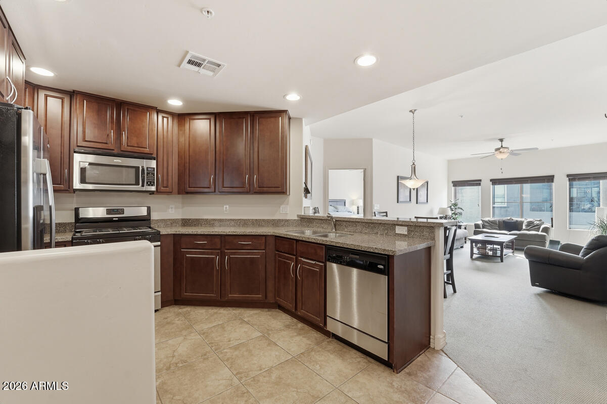 5350 E DEER VALLEY Drive 4401