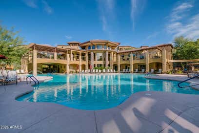 5350 E DEER VALLEY Drive 4401 Phoenix AZ 85054