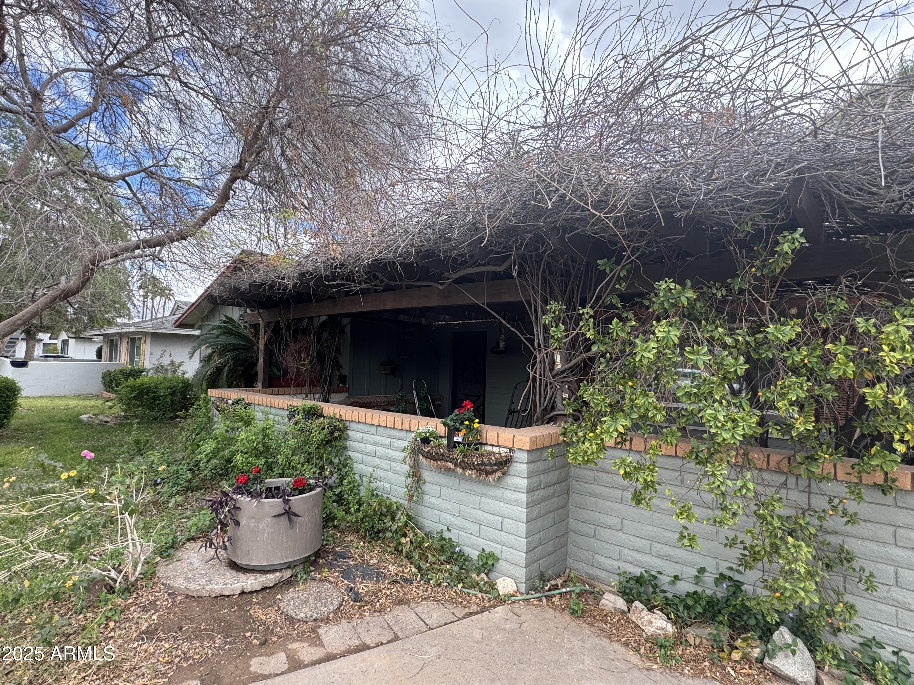 1461 E MCLELLAN Boulevard