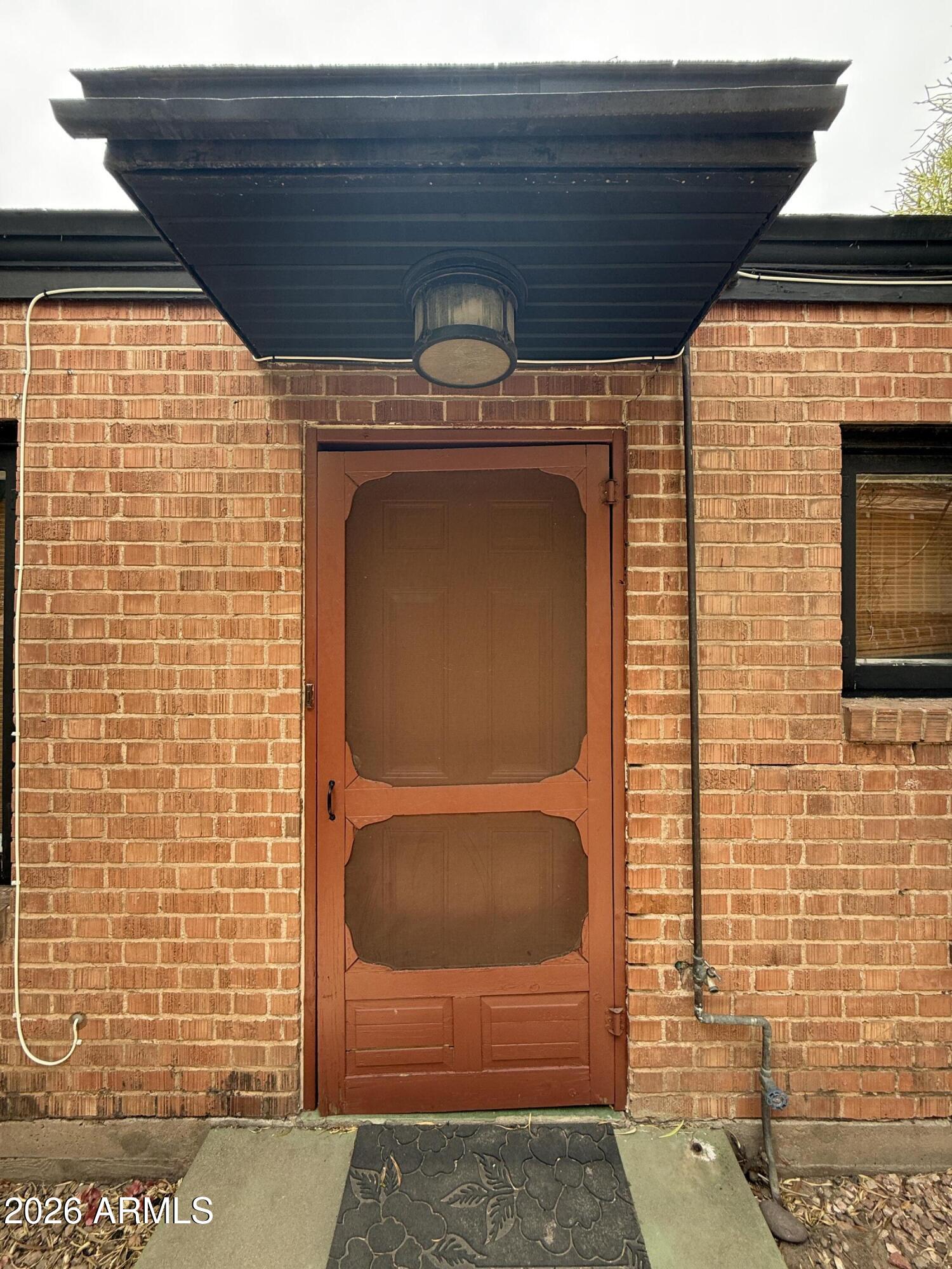 72 W WILLETTA Street A