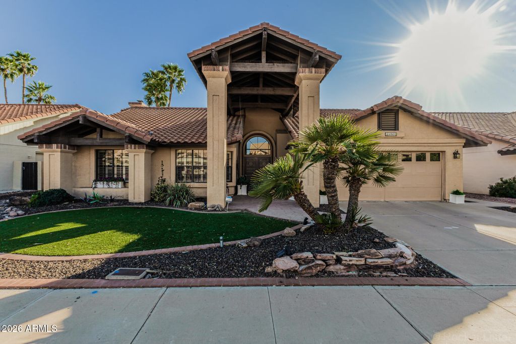 Photo of 6963 W Kimberly Way, Glendale, AZ 85308 (MLS # 6989294)