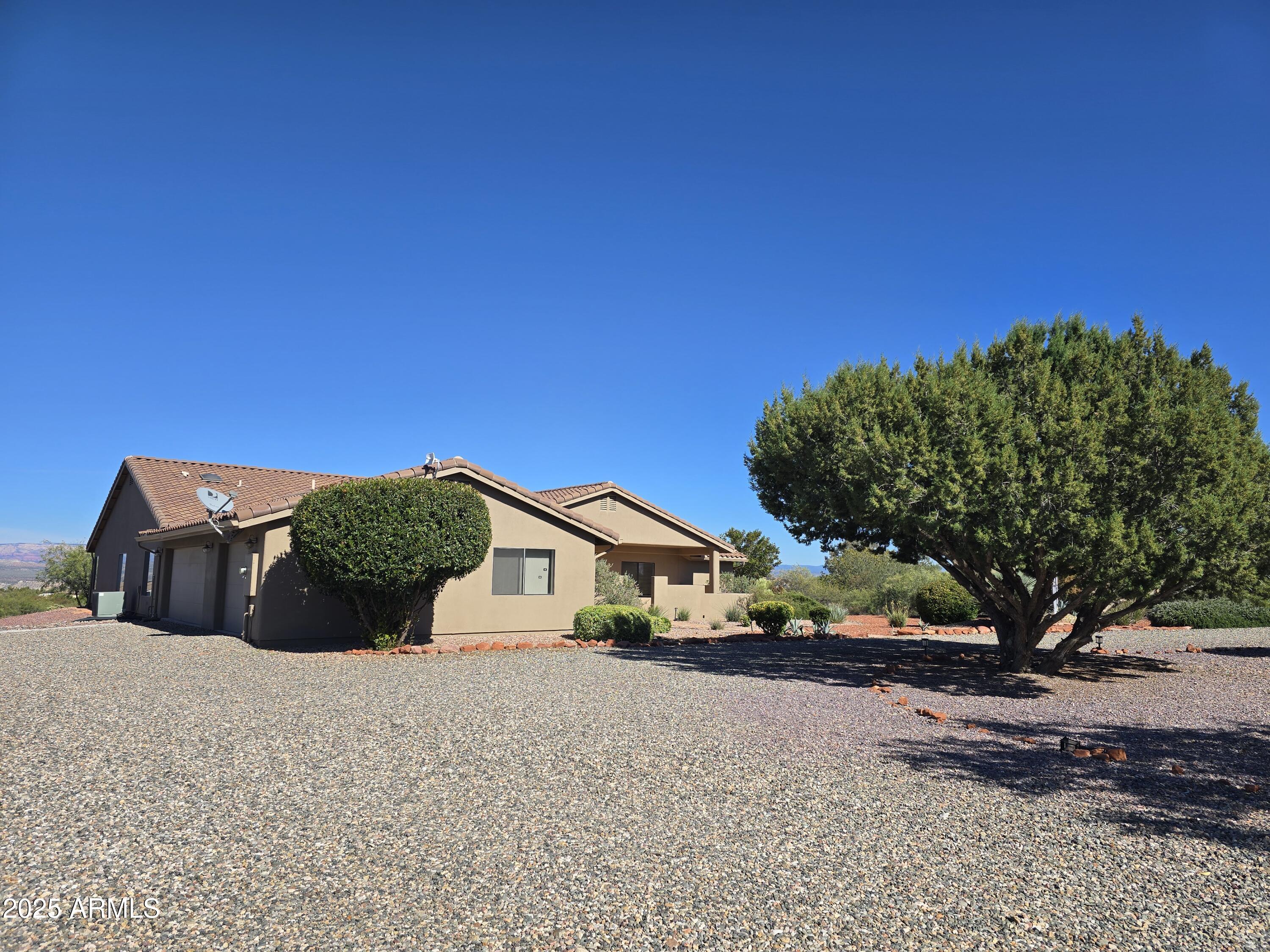 740 E STONEY END Lane