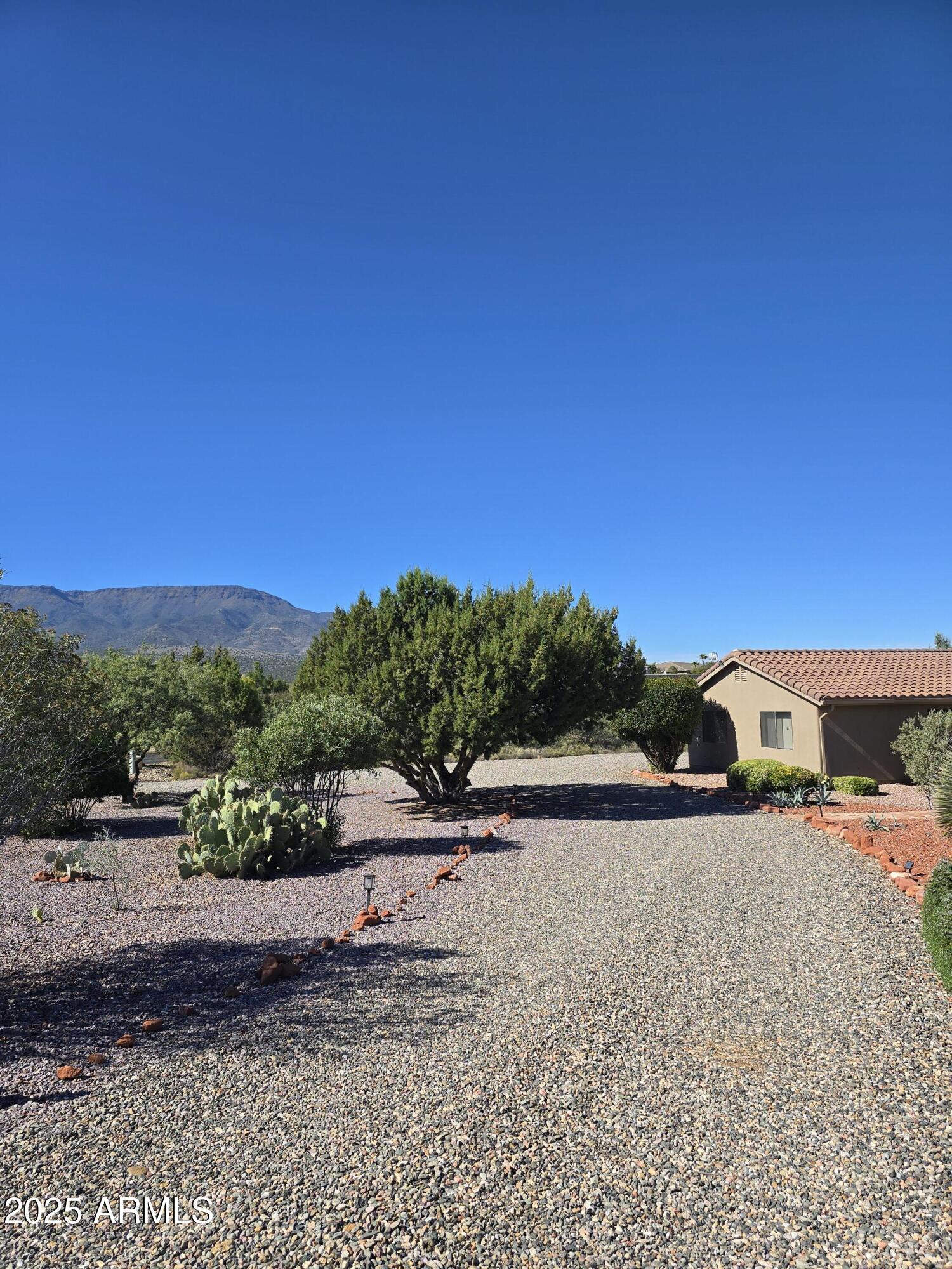 740 E STONEY END Lane