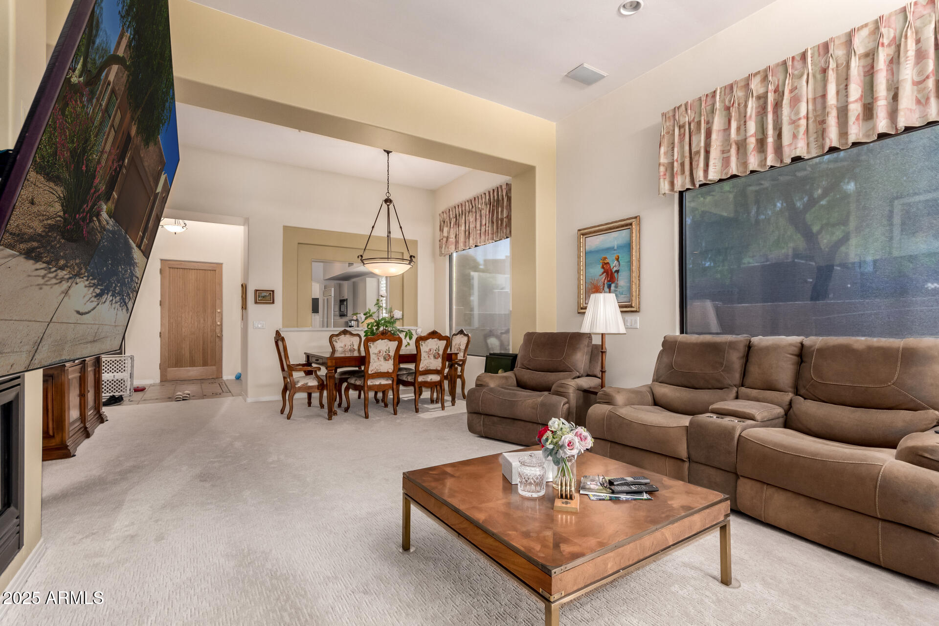 8324 E CACTUS WREN Road