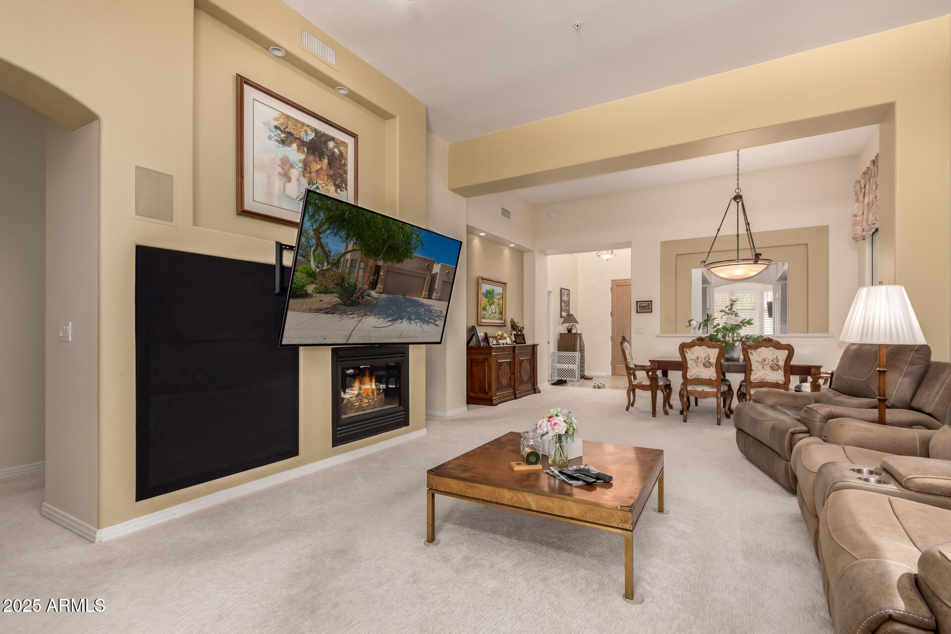 8324 E CACTUS WREN Road