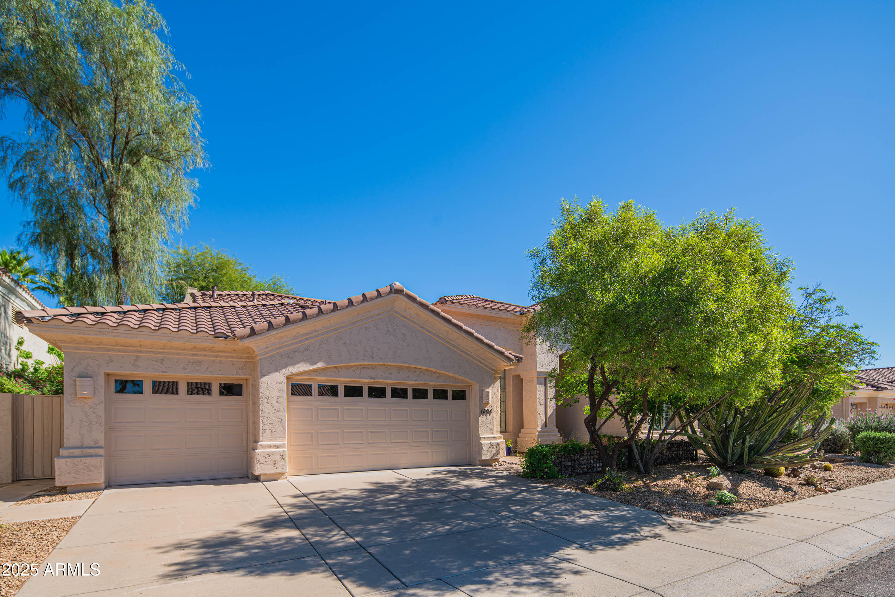 6034 E ANDERSON Drive