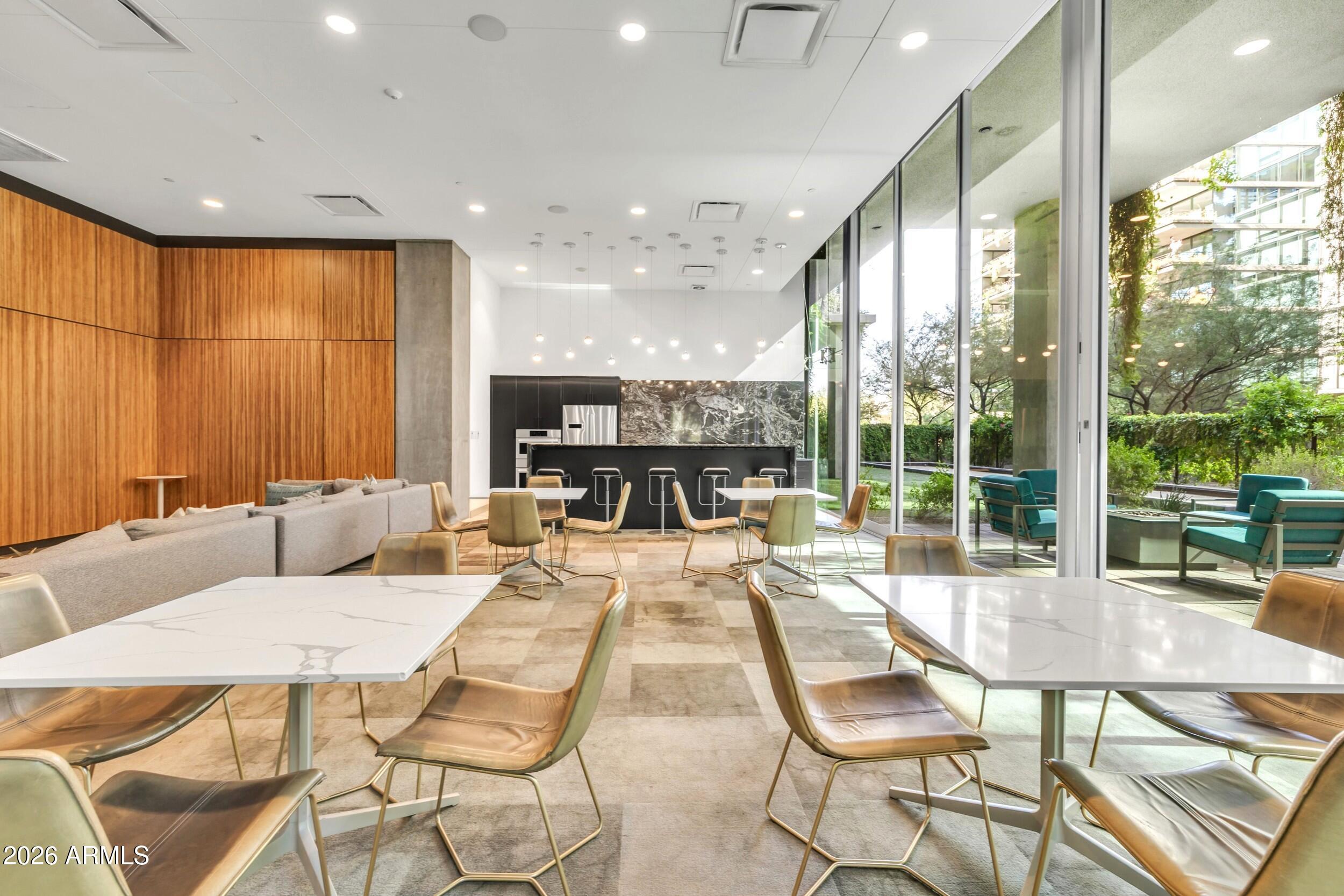 OPTIMA KIERLAND CENTER 7120 CONDOMINIUM 2ND AMD - Residential