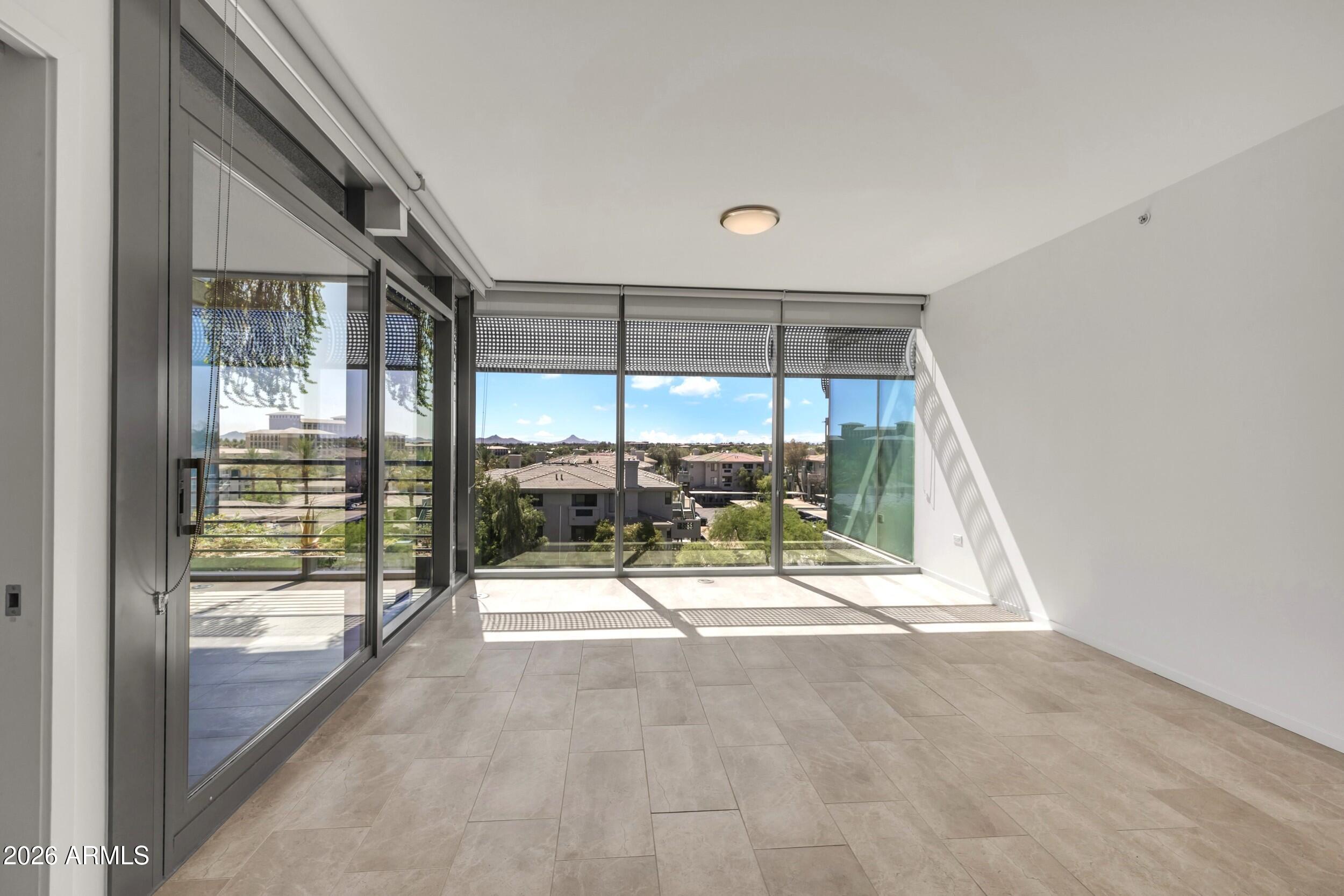 OPTIMA KIERLAND CENTER 7120 CONDOMINIUM 2ND AMD - Residential