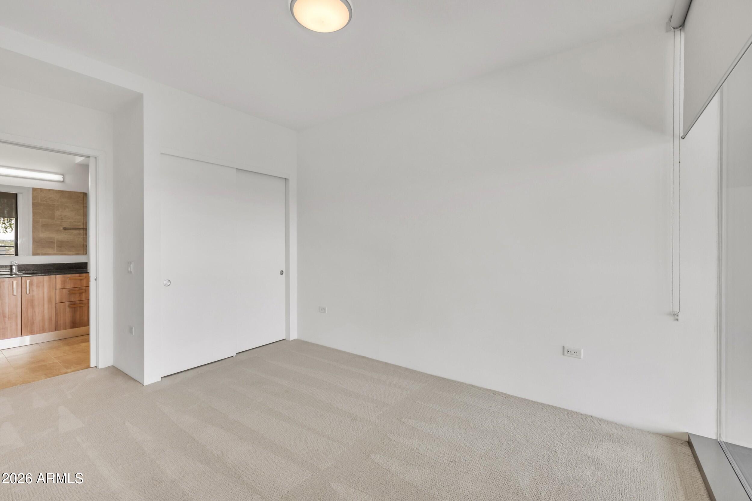OPTIMA KIERLAND CENTER 7120 CONDOMINIUM 2ND AMD - Residential