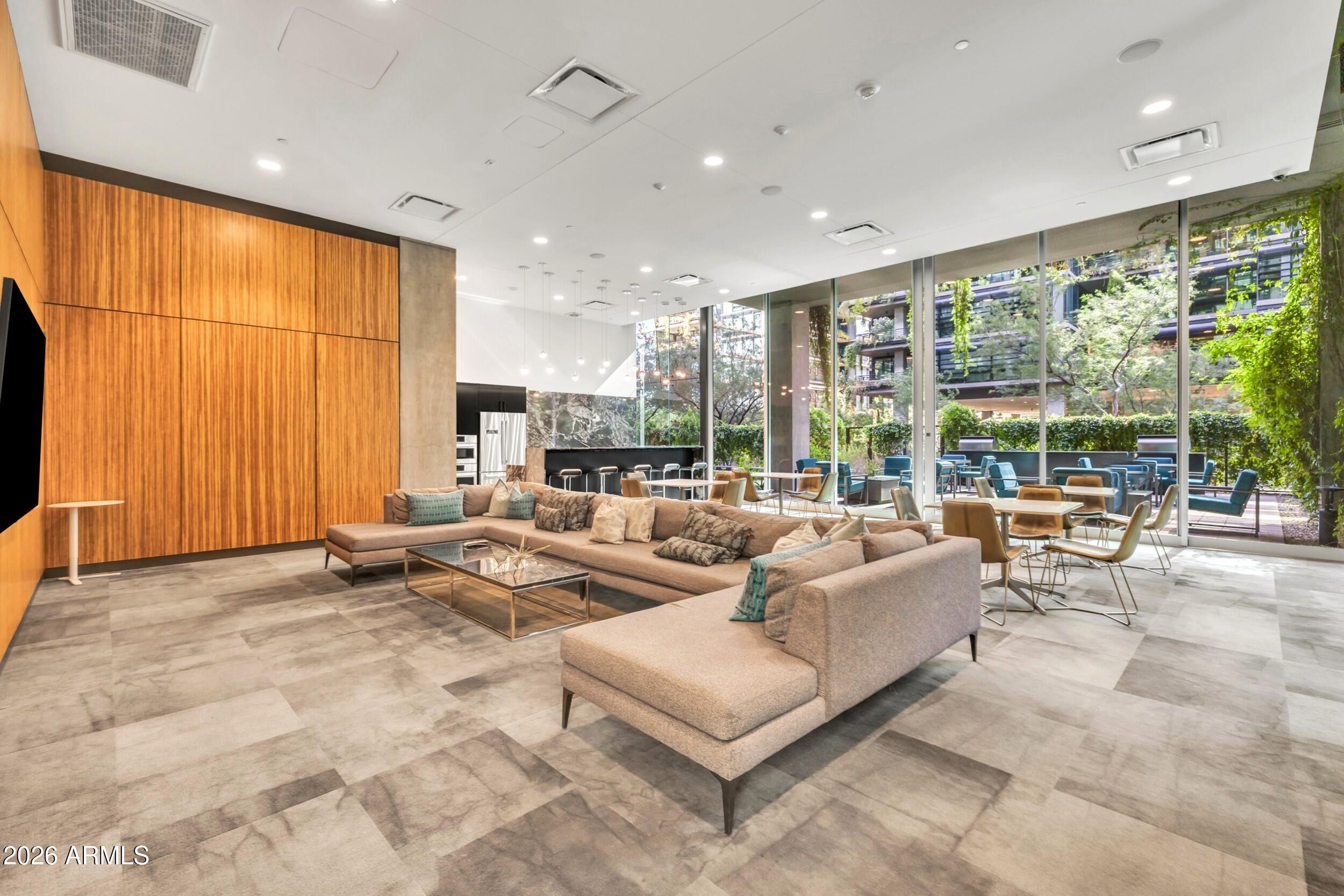 OPTIMA KIERLAND CENTER 7120 CONDOMINIUM 2ND AMD - Residential