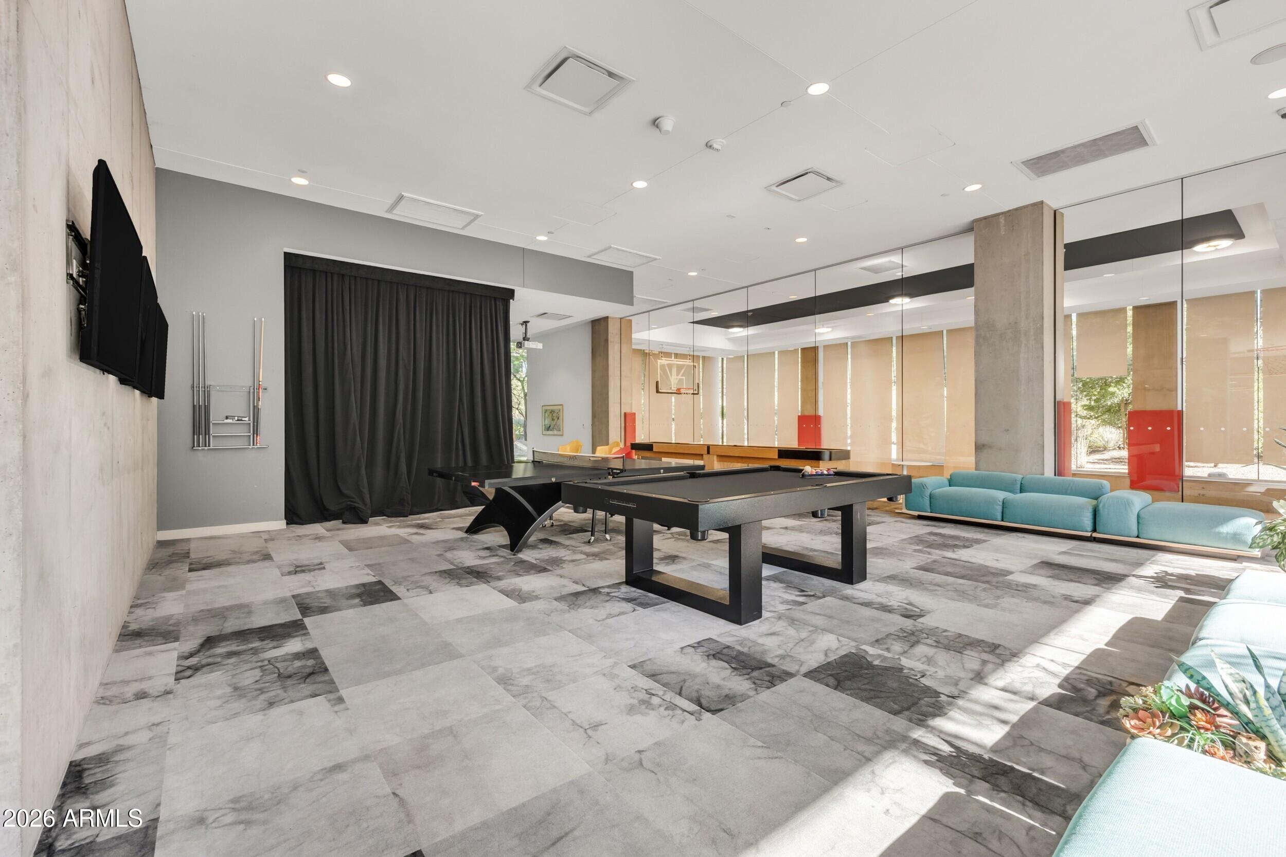 OPTIMA KIERLAND CENTER 7120 CONDOMINIUM 2ND AMD - Residential
