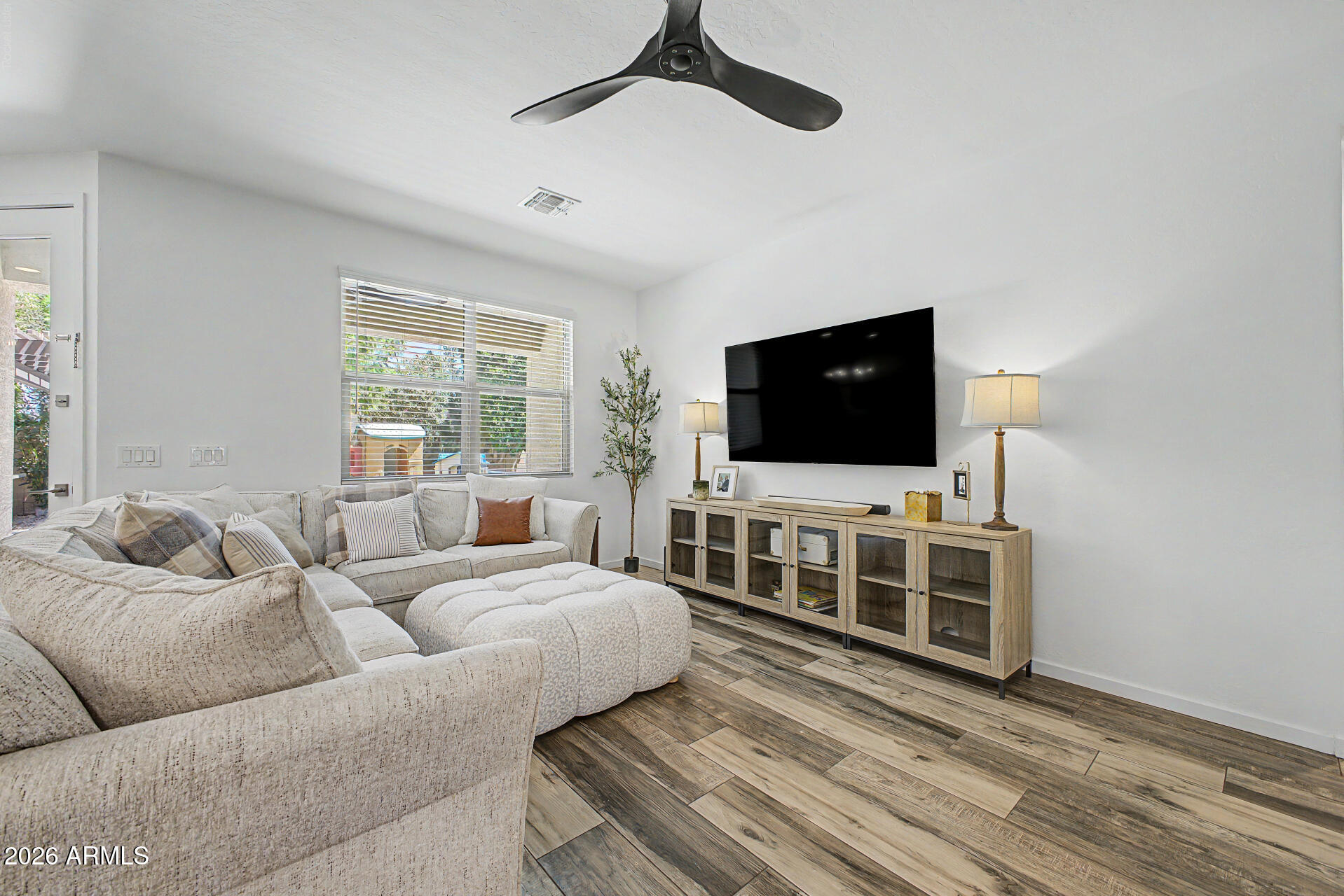 380 W Pelipa Drive