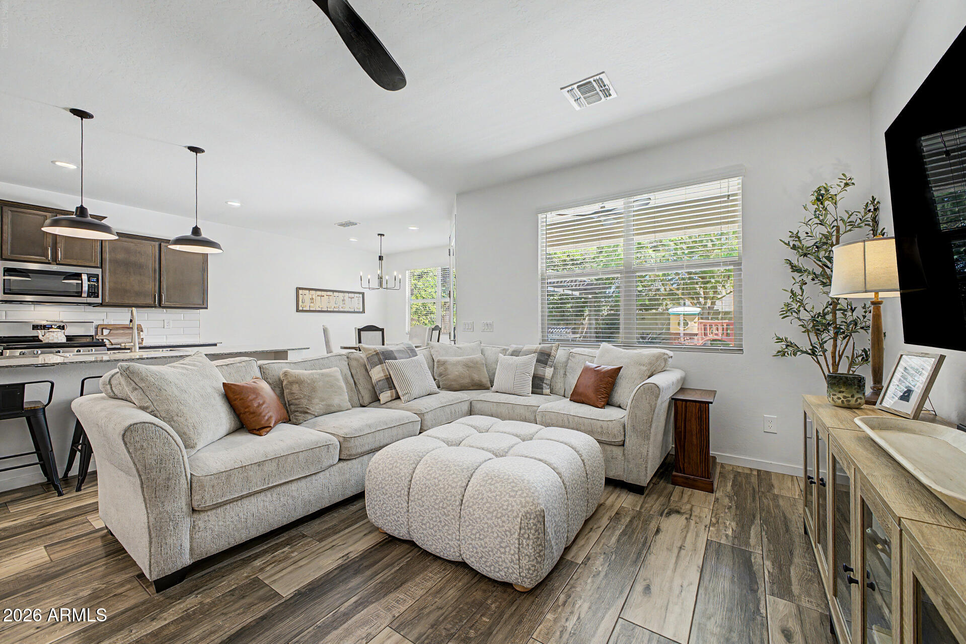 380 W Pelipa Drive