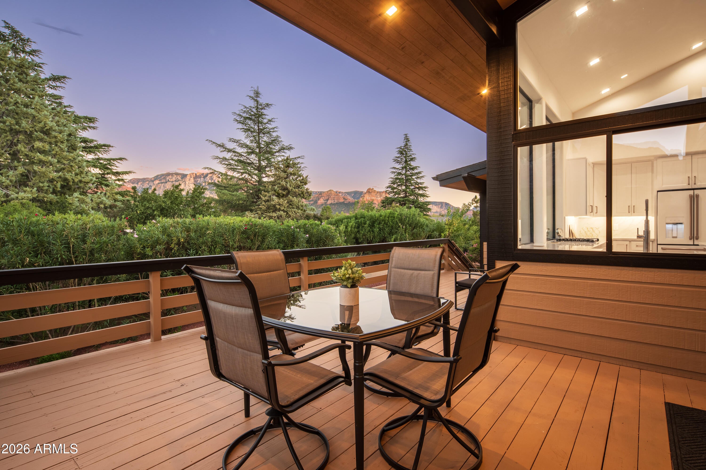 560 ORCHARD Lane