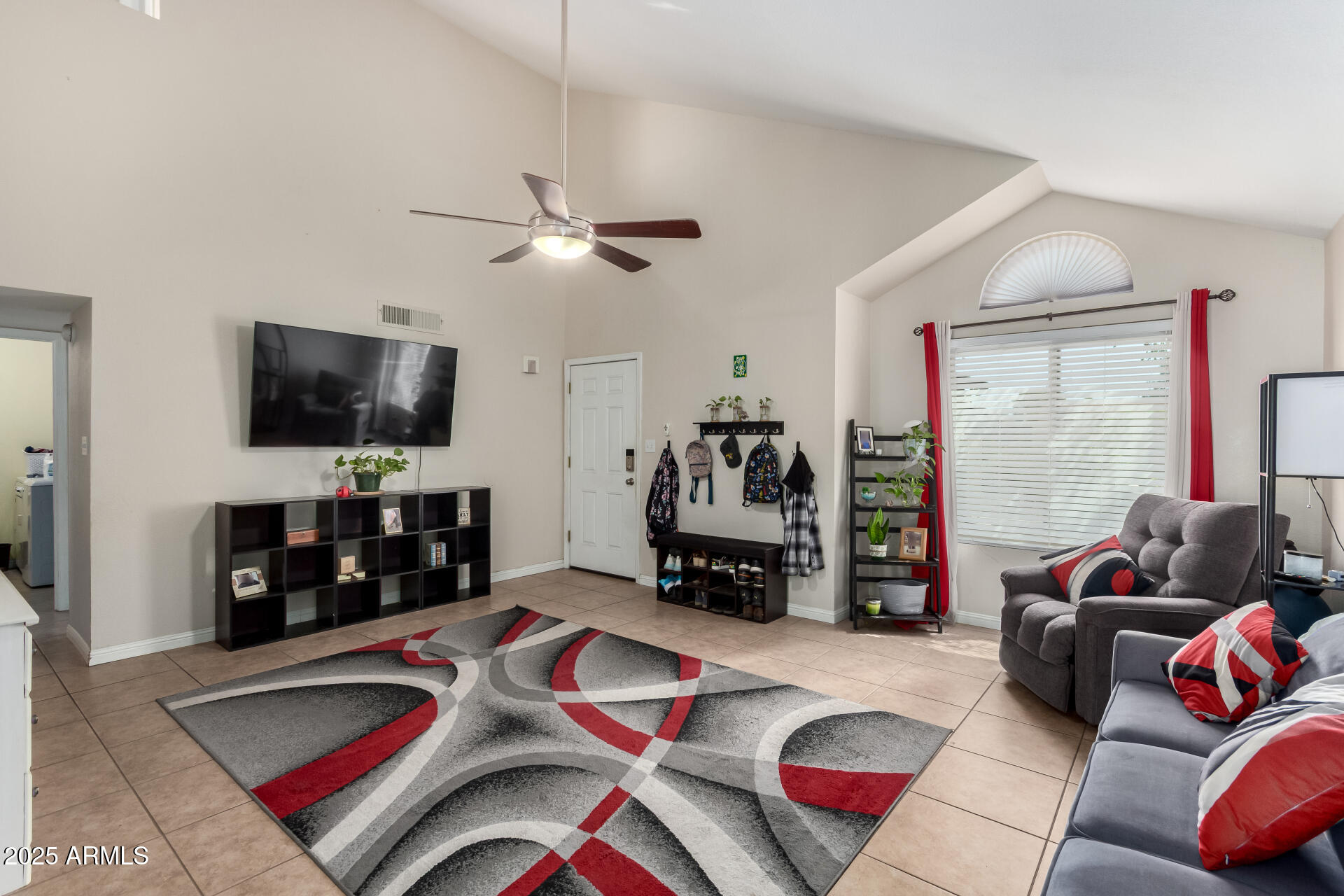 542 N Orlando Circle
