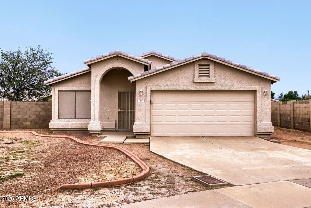 Photo of 7607 W Oregon Avenue, Glendale, AZ 85303 (MLS # 7086996)