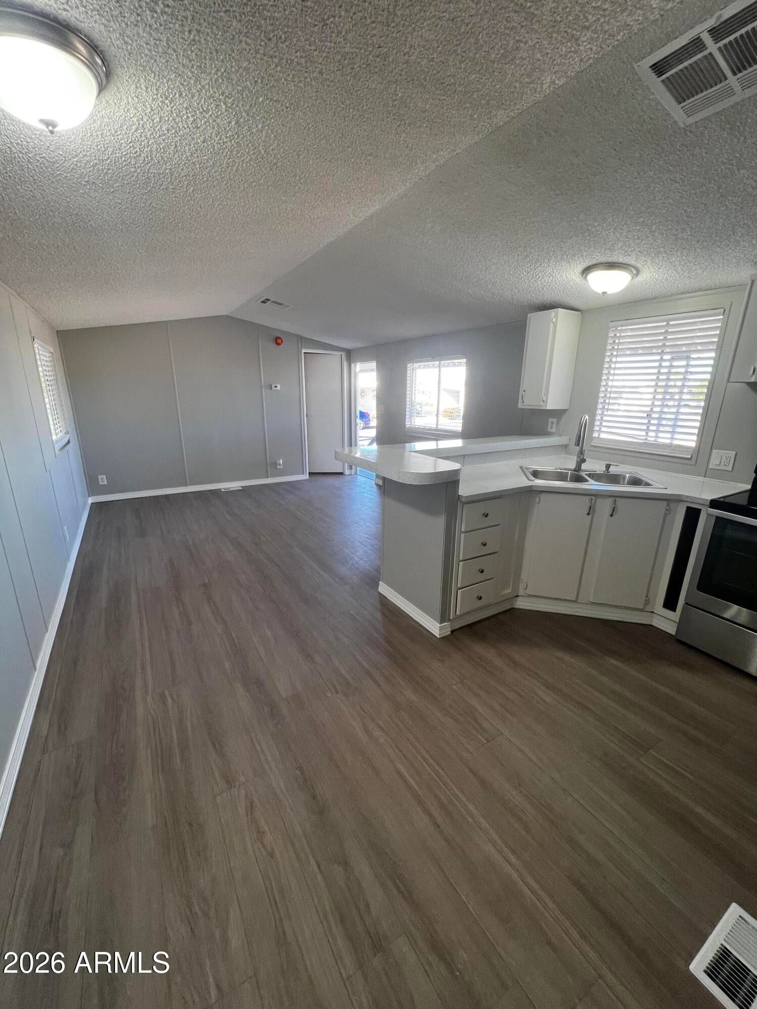 652 S Ellsworth Road 170
