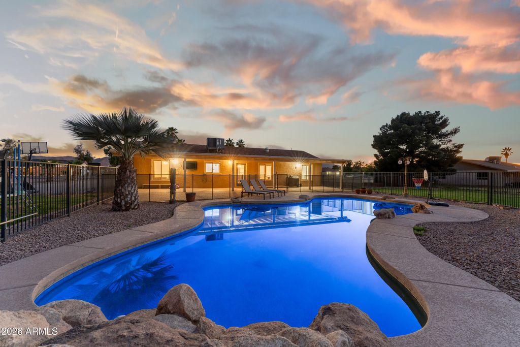 Photo of 19422 E Via De Arboles, Queen Creek, AZ 85142 (MLS # 6997673)