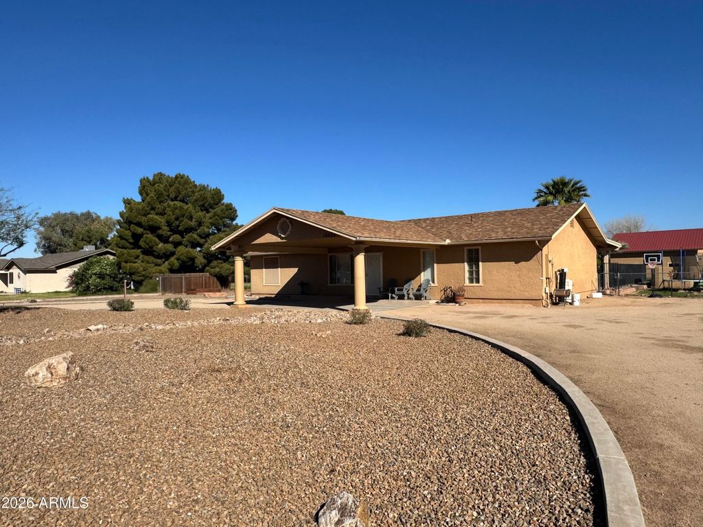 Photo of 19422 E Via De Arboles, Queen Creek, AZ 85142 (MLS # 6997673)