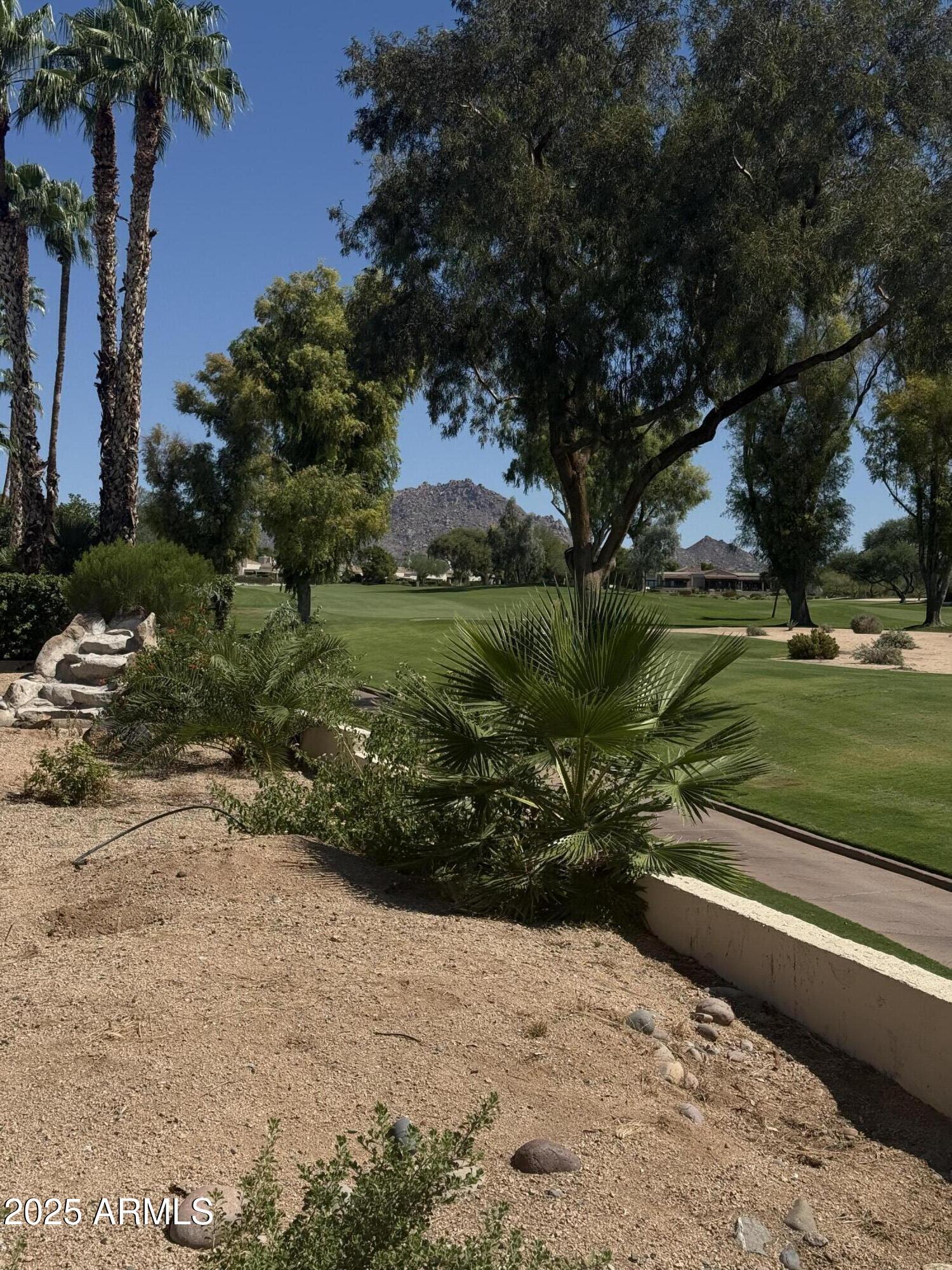 8307 E CALLE DEL PALO VERDE --