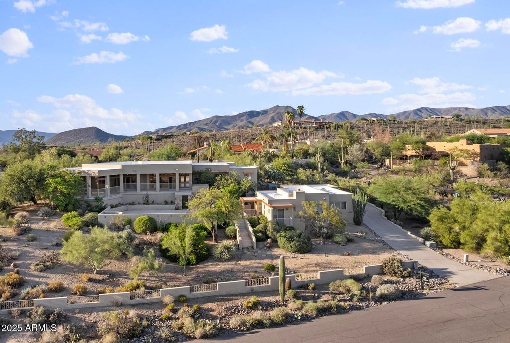 Photo of 8418 E Dog Leg Drive, Carefree, AZ 85377 (MLS # 6913461)