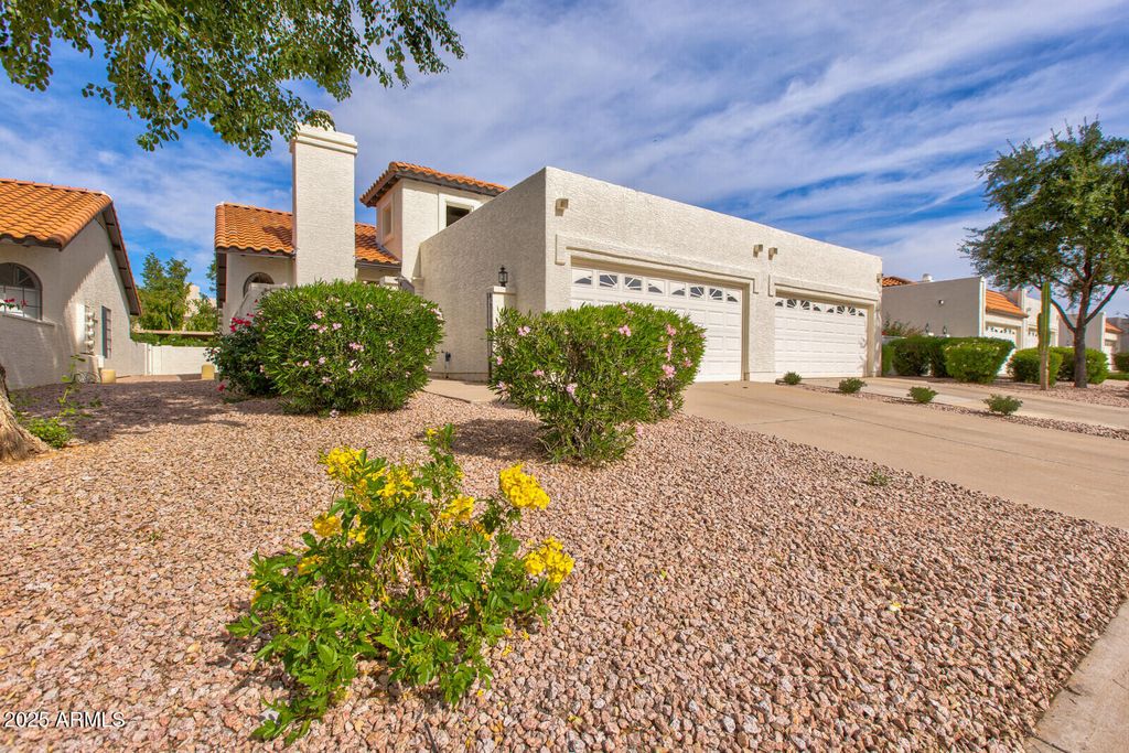 Photo of 11011 N 92nd Street #1056, Scottsdale, AZ 85260 (MLS # 6942954)