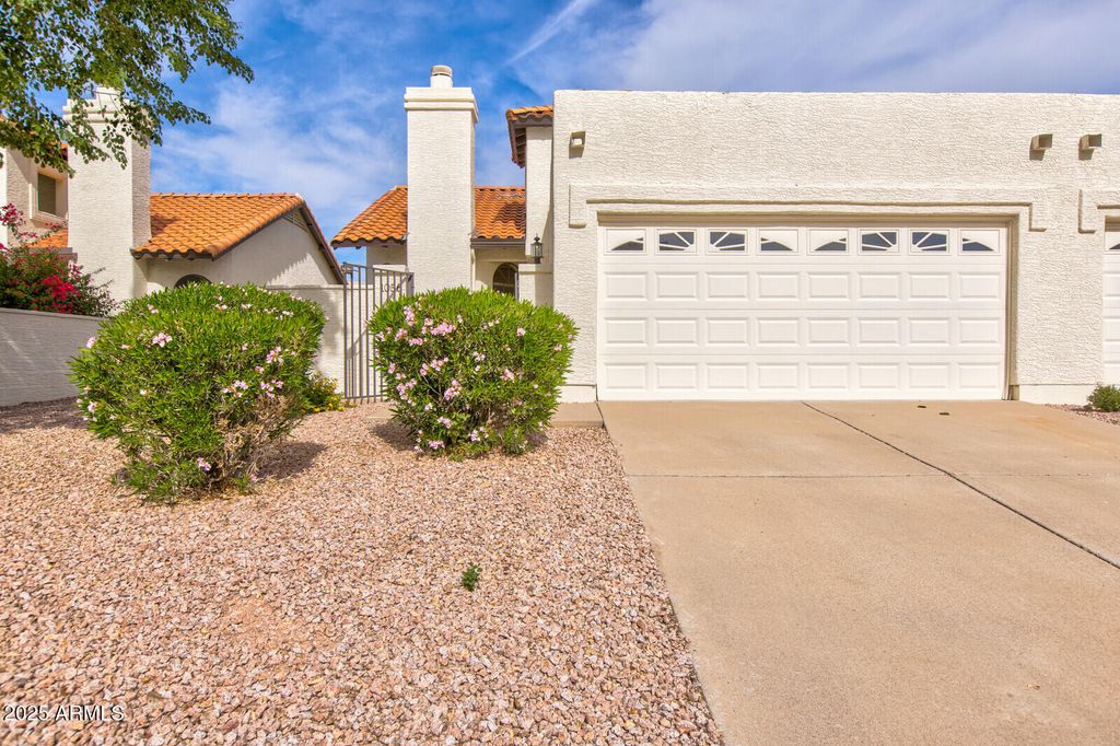 Photo of 11011 N 92nd Street #1056, Scottsdale, AZ 85260 (MLS # 6942954)