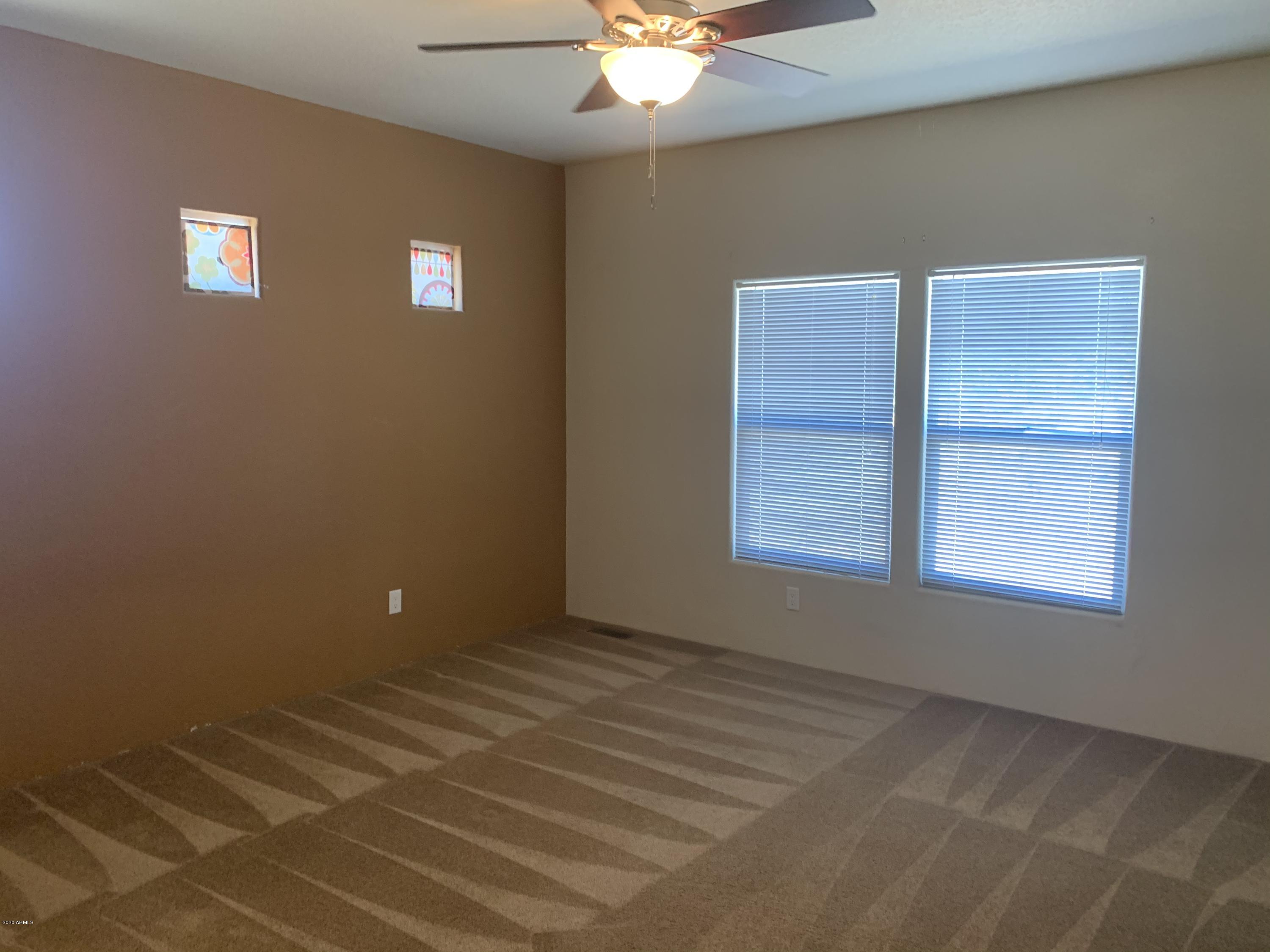 MOUNTAIN MESAS EAST - Residential