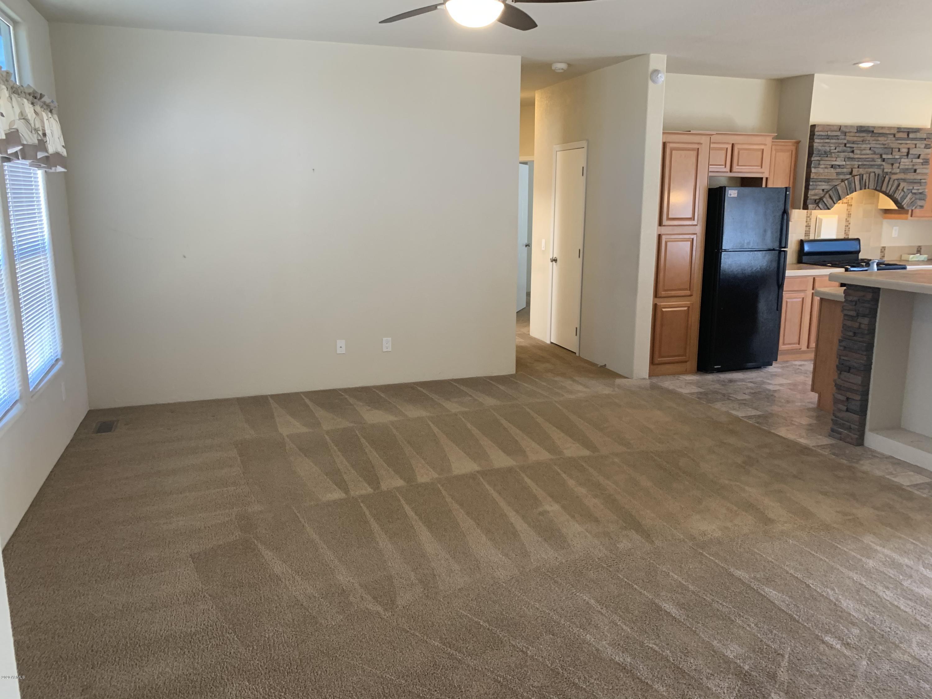 MOUNTAIN MESAS EAST - Residential