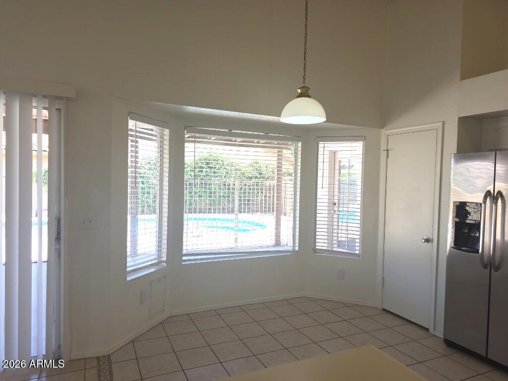 3402 E ORAIBI Drive