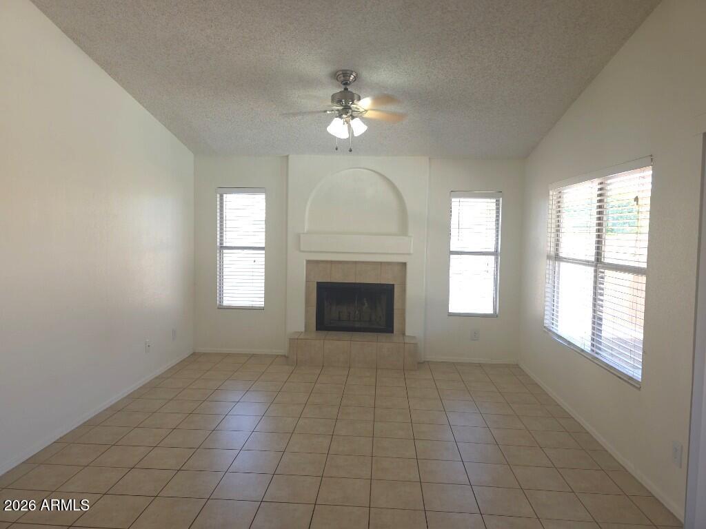 3402 E ORAIBI Drive