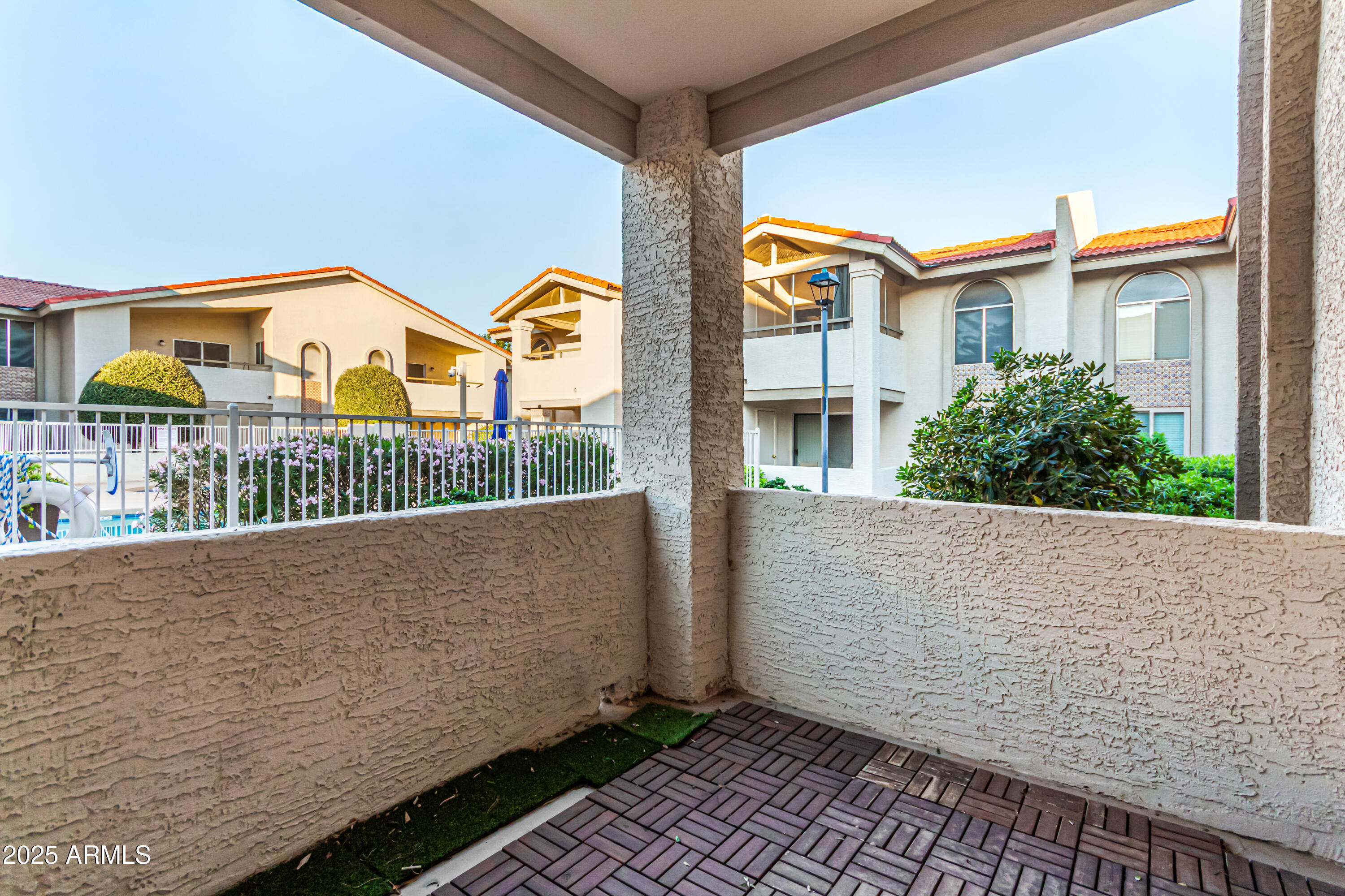 10610 S 48TH Street 1077