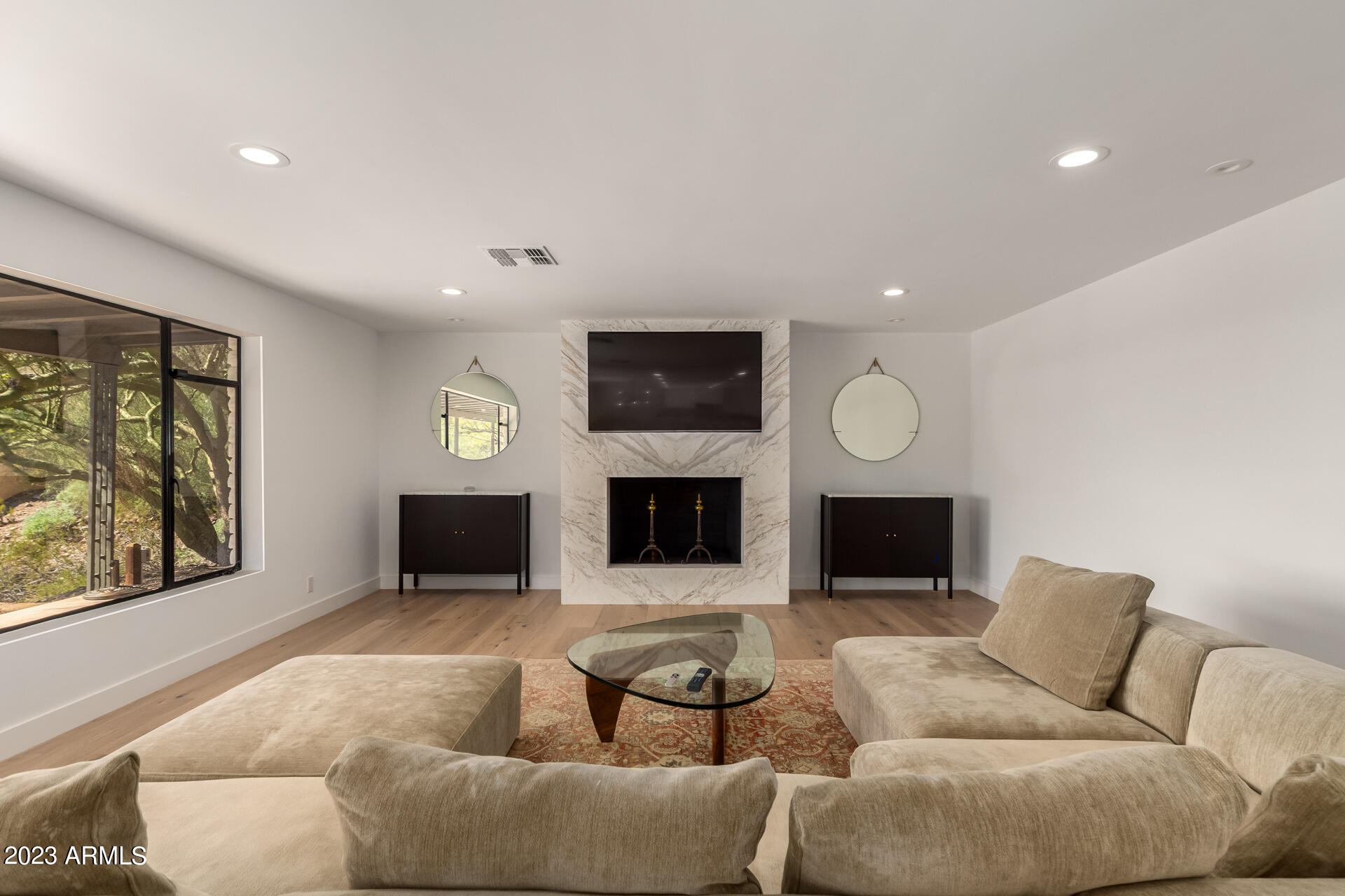 5222 N SADDLE ROCK Drive