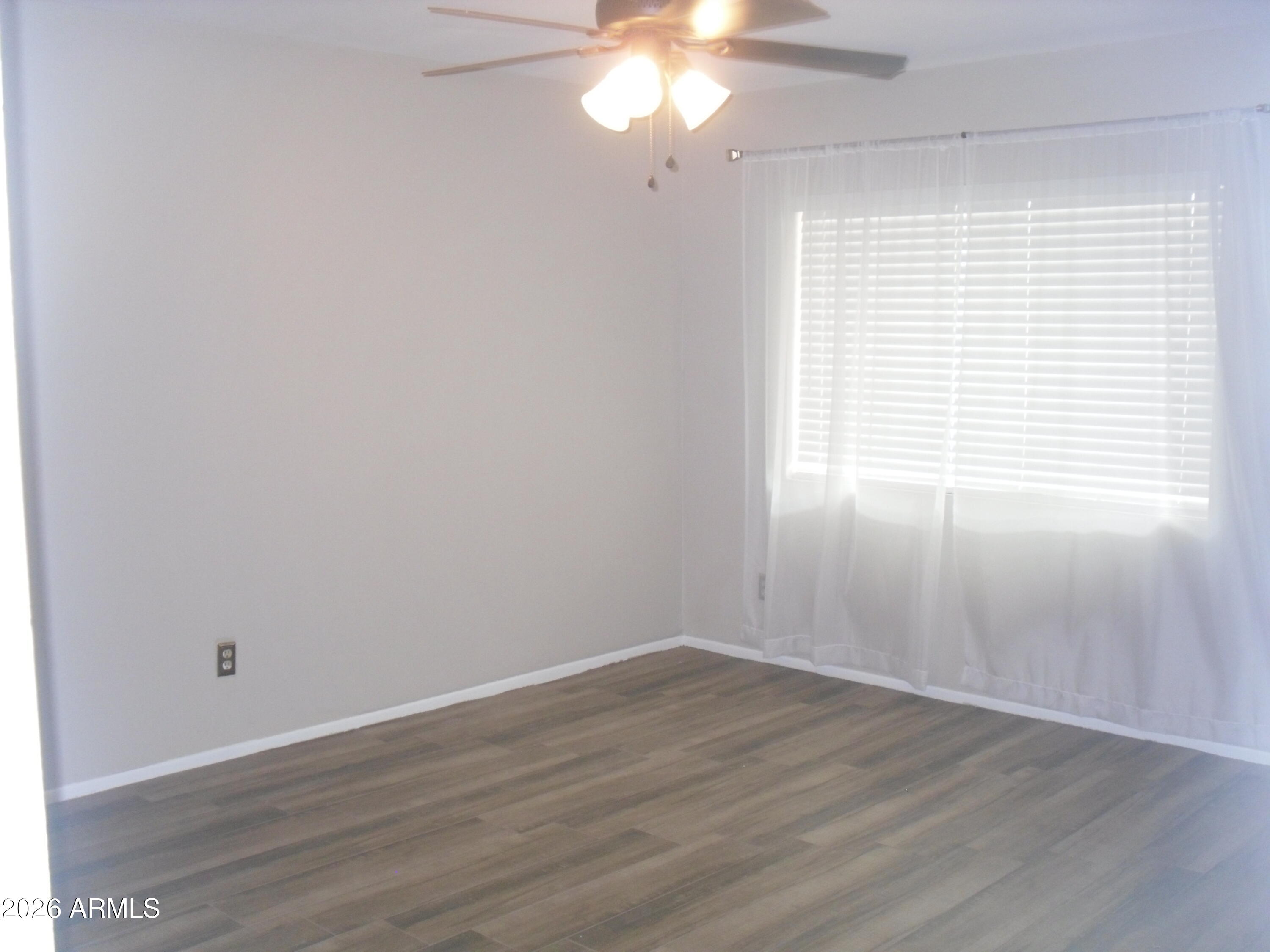 226 W CHOLLA Street W