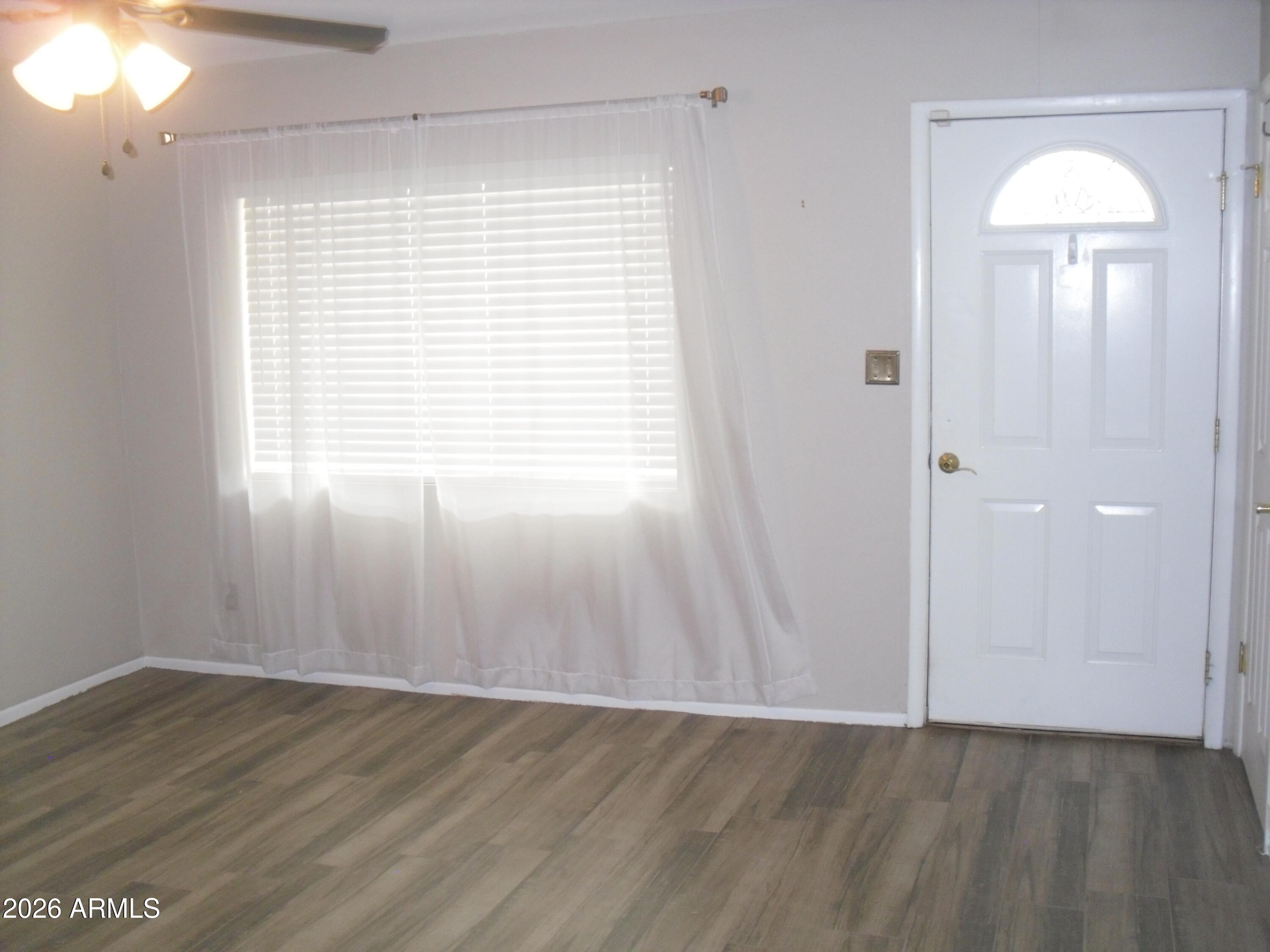 226 W CHOLLA Street W